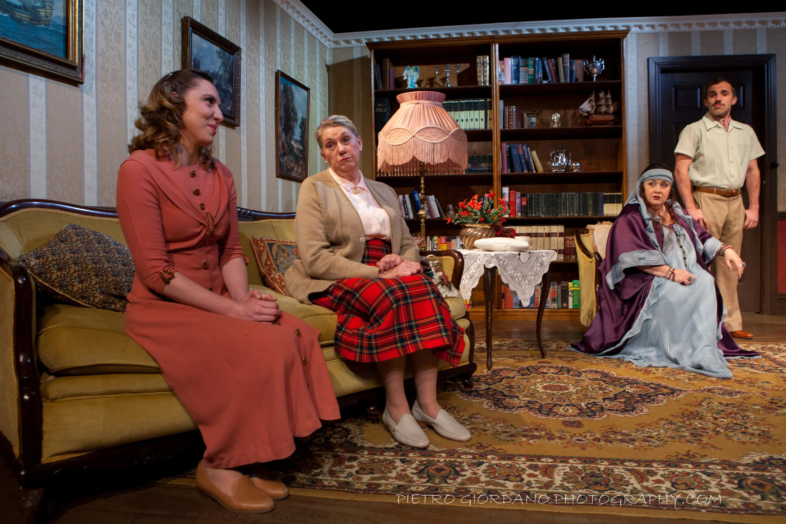 6. Sophie McDowell- Nancy, Linda Morgan- Joan, Annie Laurenson- Blodwyn and Stuart Anderson- Enzo.JPG