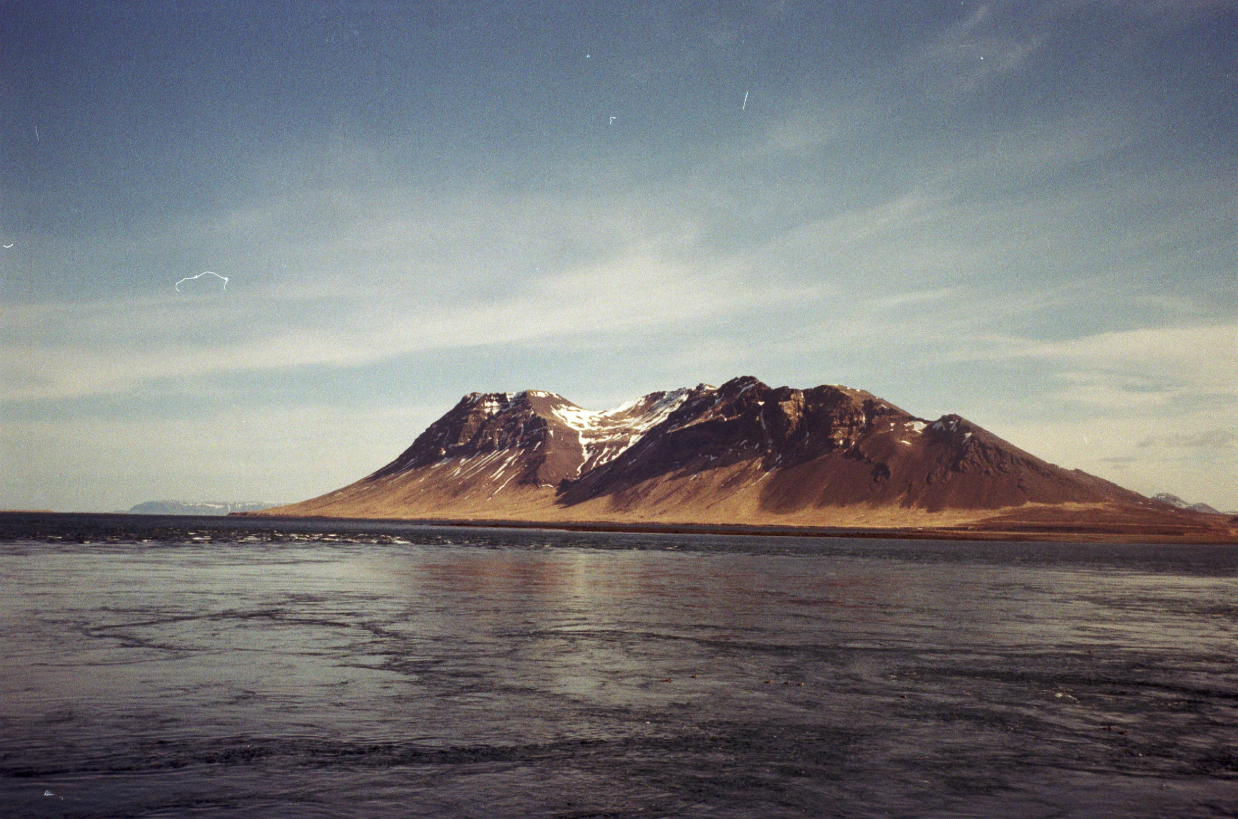 R (90).jpg