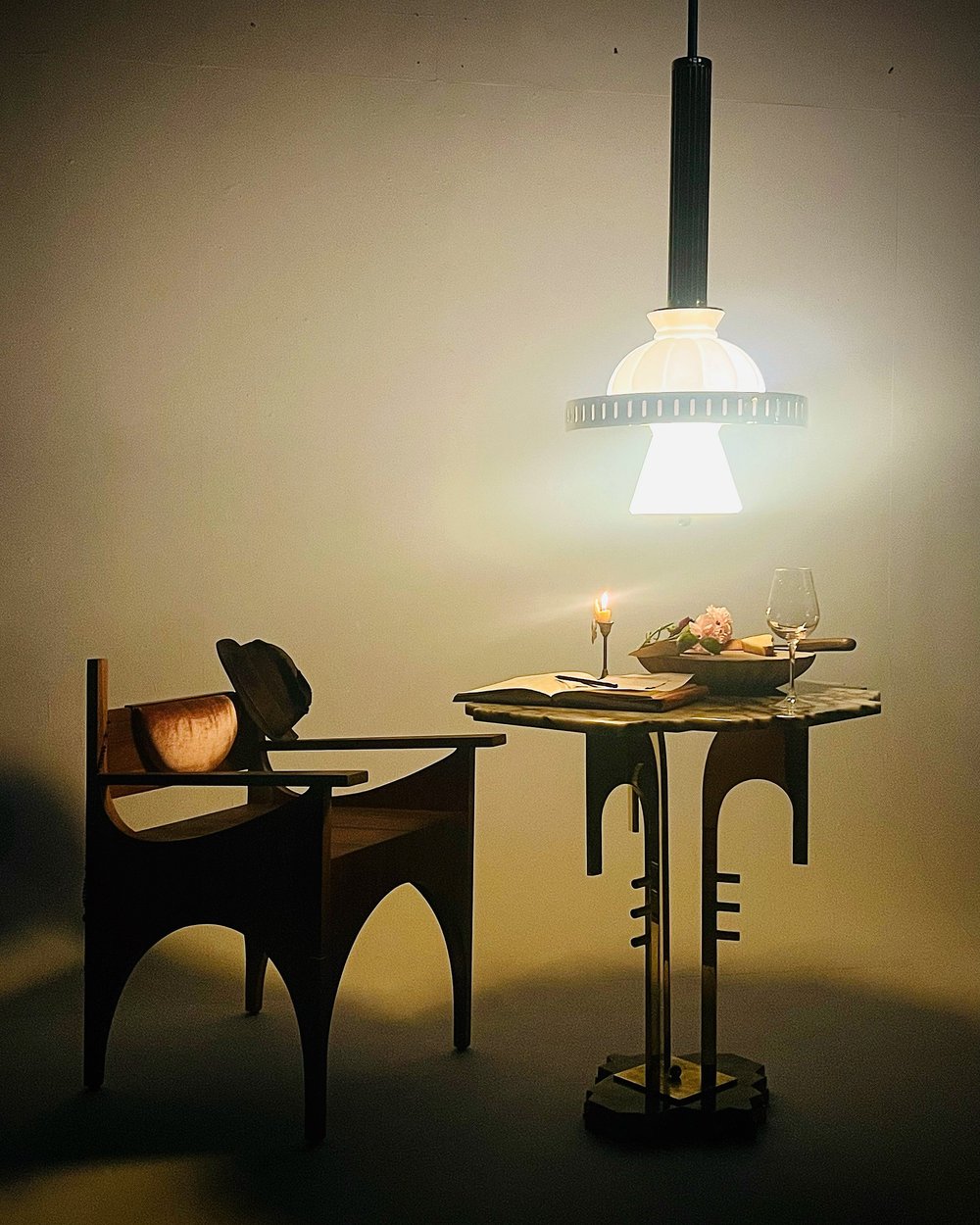 A V E N O I R P E N D A N T — Jason Koharik