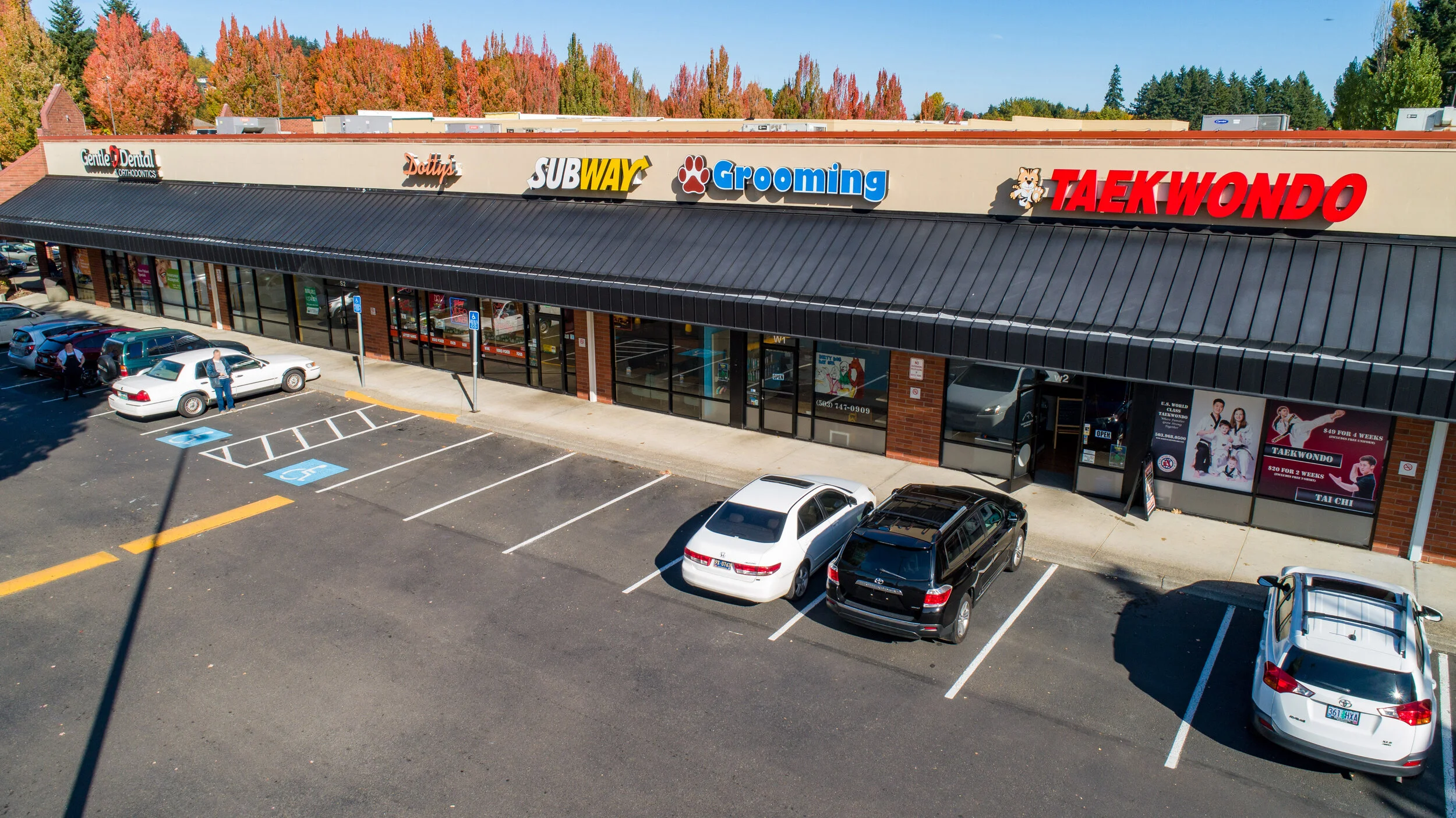 Neville & Butler Commercial Real Estate — Tigard Towne Square Pacific
