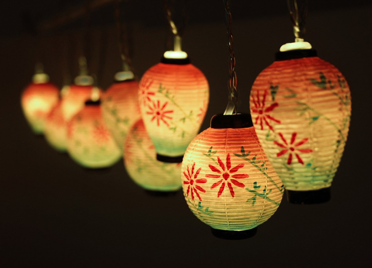 ceramic Japanese lantern lights