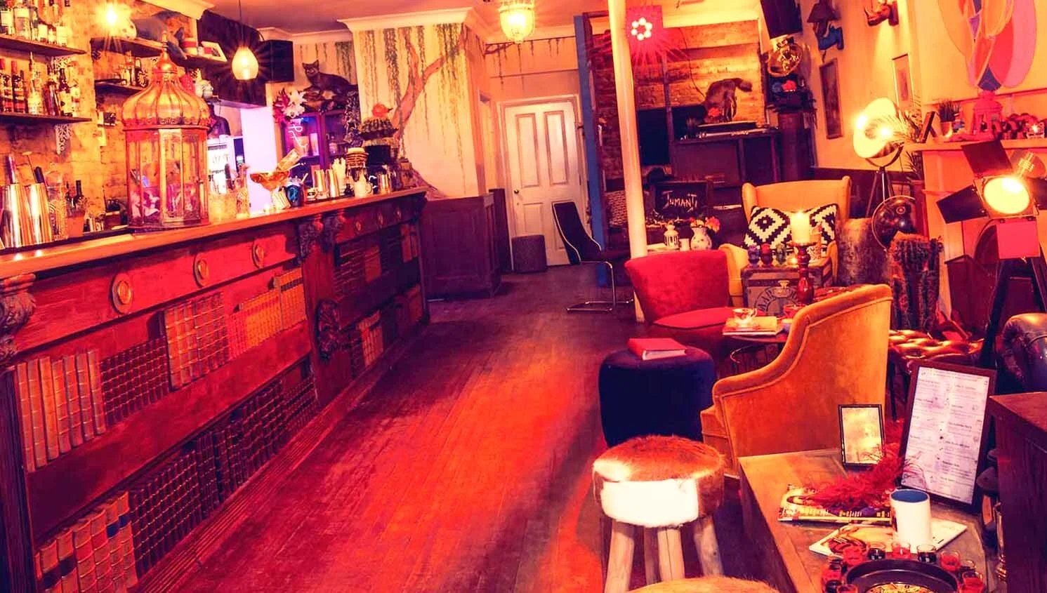 LIVING ROOM WIDE.jpg