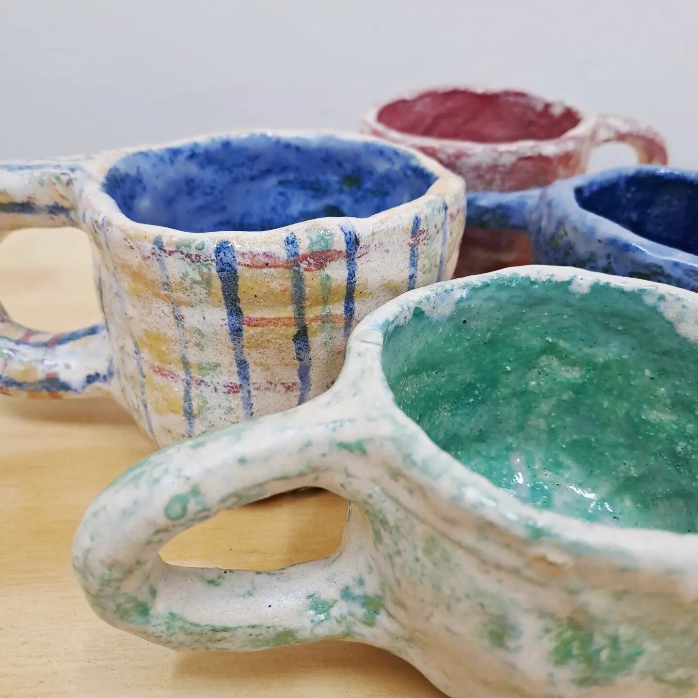 More pottery!

#potteryglazing #mugs