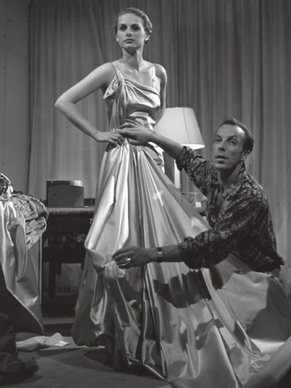maison-de-rossi-jacques-fath-blog-gown.png