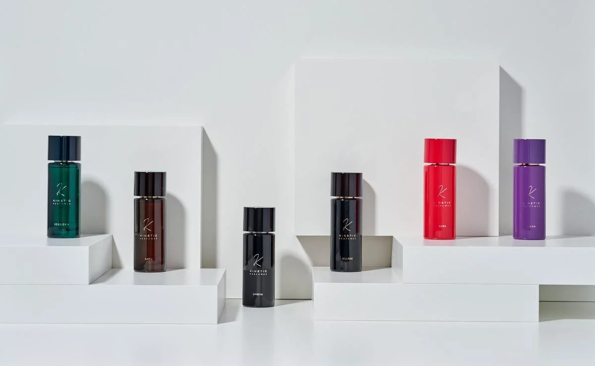 "CHARLIE PREZENTUJE" - Kinetic Perfumes