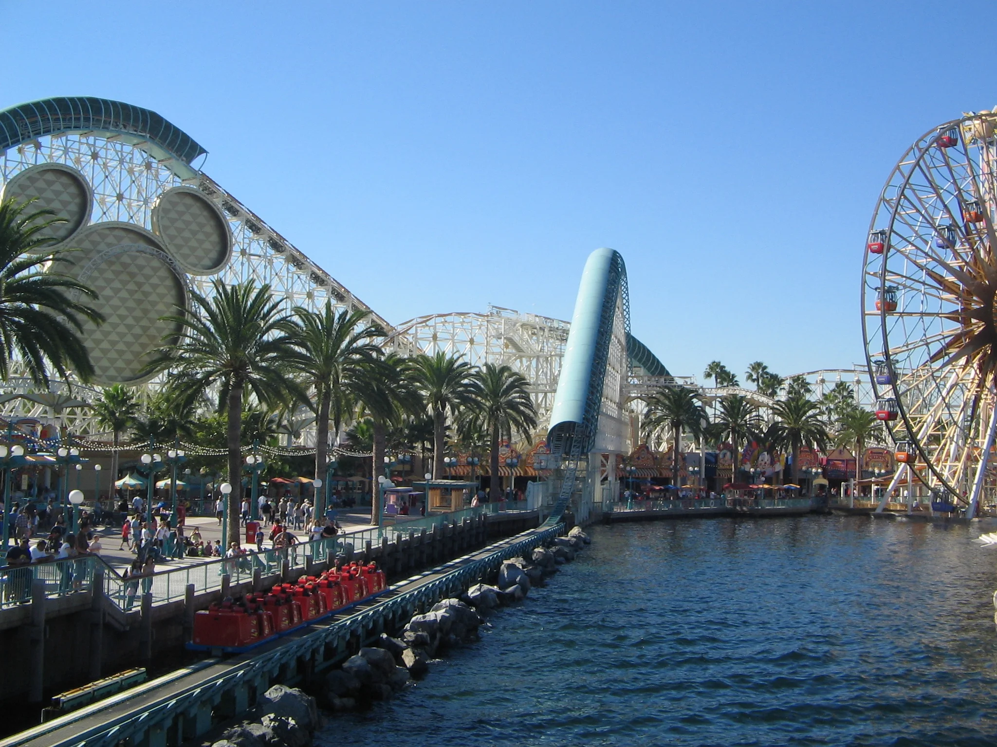 california-adventure-park-anaheim-1229005.jpg