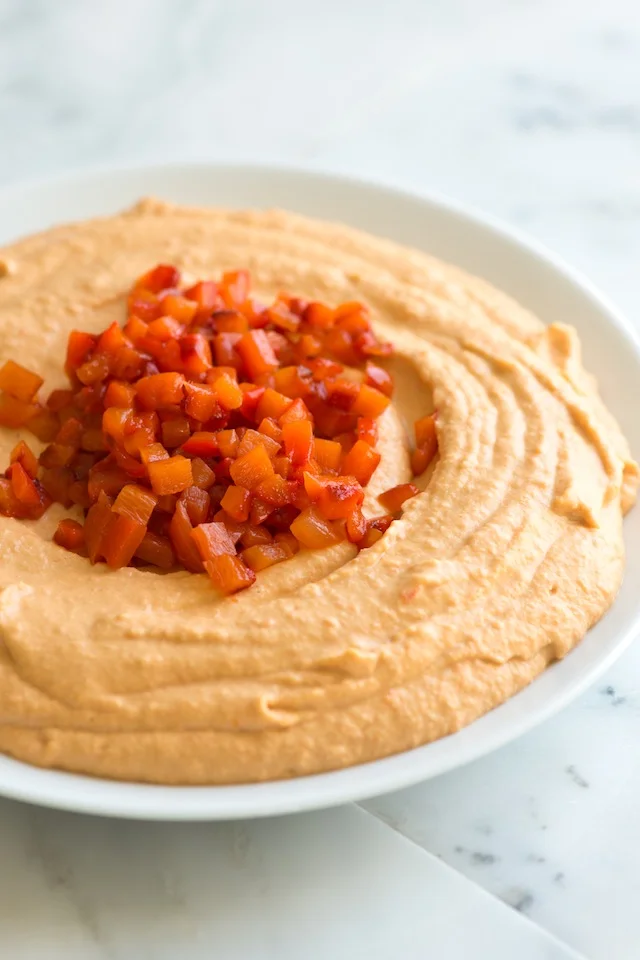 Roasted Red Pepper Hummus, Vegetable Crudité, Toasted Flatbread
