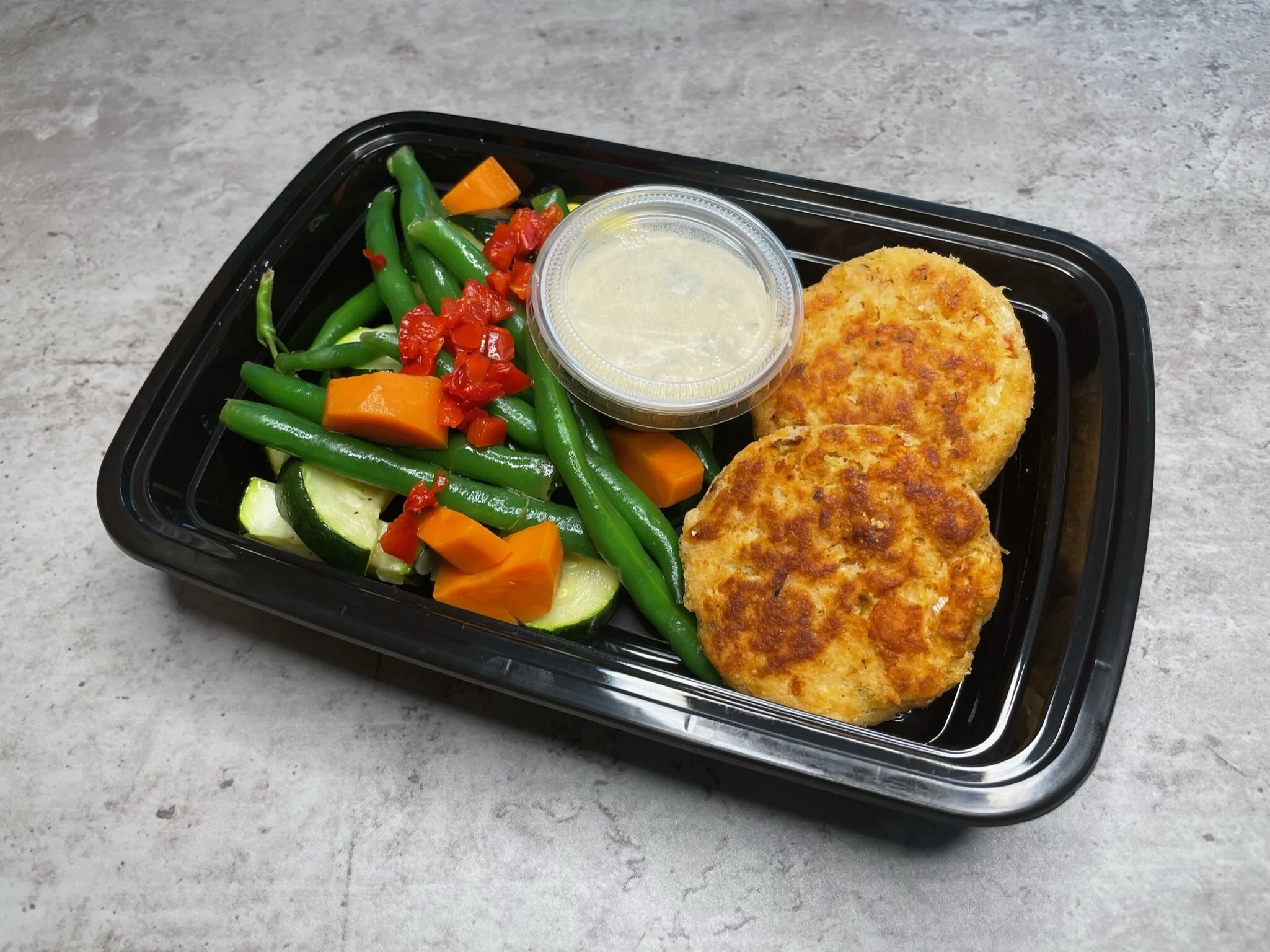 DB9D26F8-9247-4559-B2A9-F9F5F9C2D771