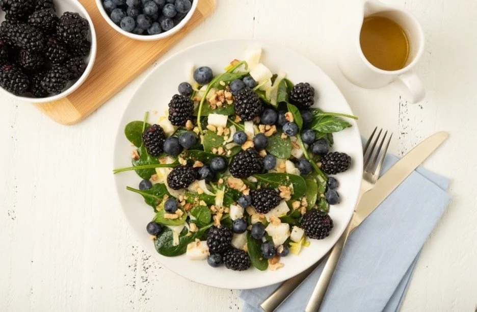 Fresh Berries &amp; Organic Baby Arugula Salad, Fresh Jicama, Toasted Pistachio, Crumbled Goat CheeseHerb Lemon Vinaigrette (can add Grilled Chicken)