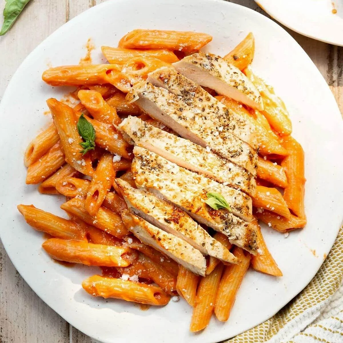 healthy-chicken-penne-alla-vodka.jpg