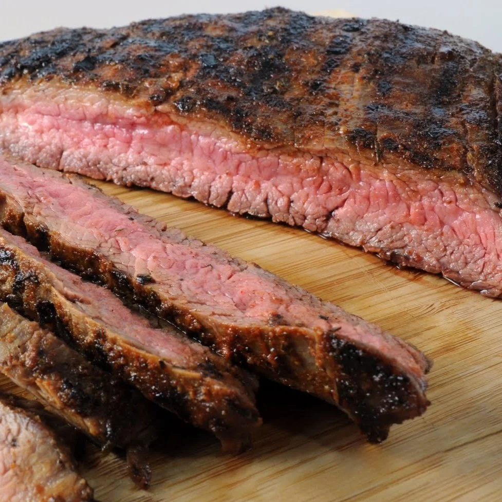 Paleo Dry Rubbed Flank Steak, Roasted Bell Pepper & Red Onions, Red
