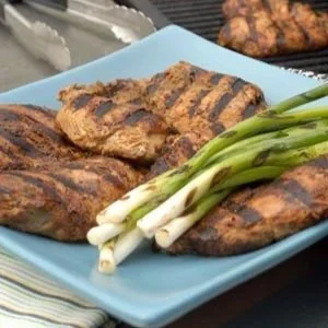 Jerk Marinated Chicken Grilled Chicken Tenders with Steamed Green Beans, Jasmine Rice, & Mango Red Pepper Coulis