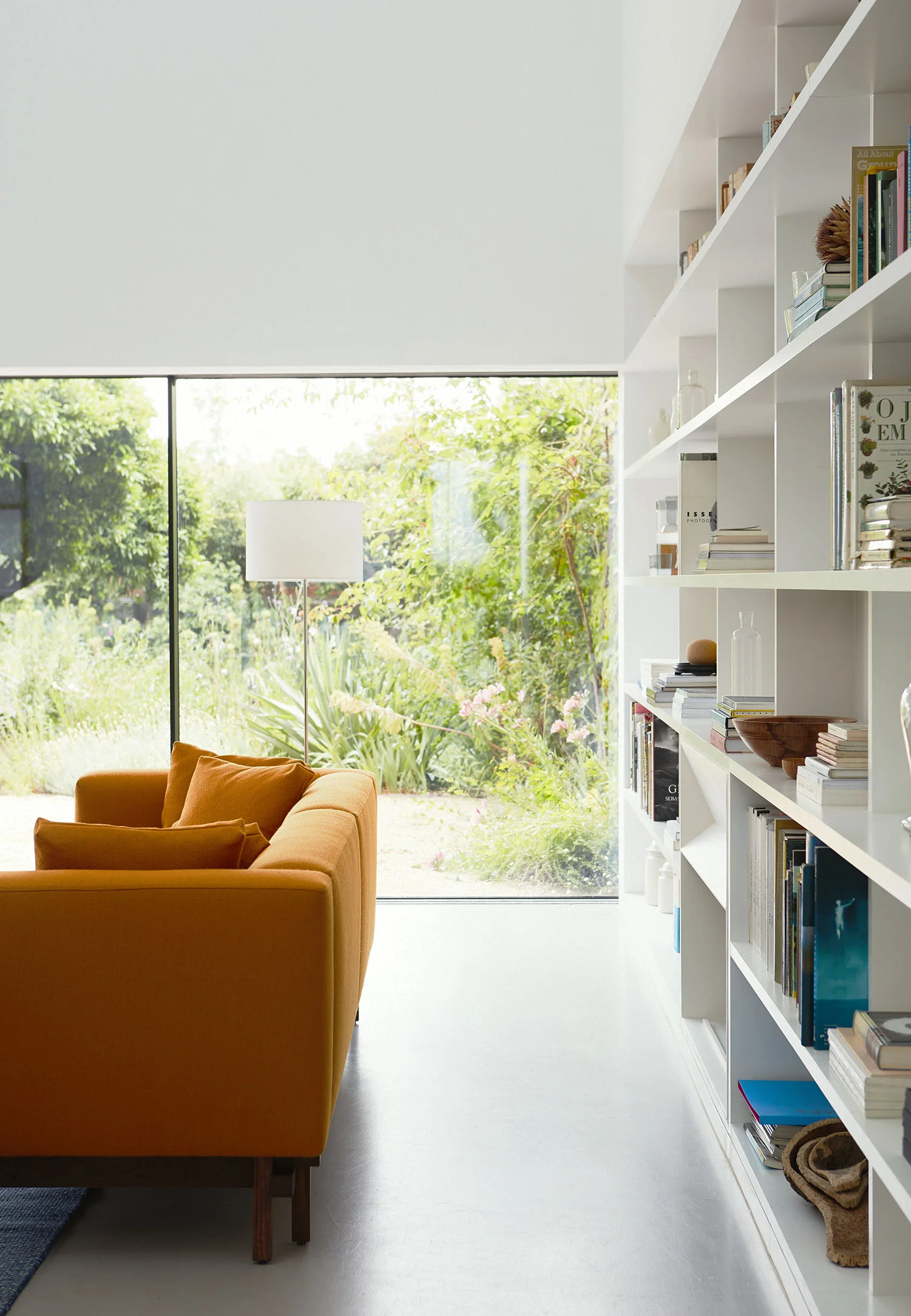 DLE_N&HSofa_337F.jpg