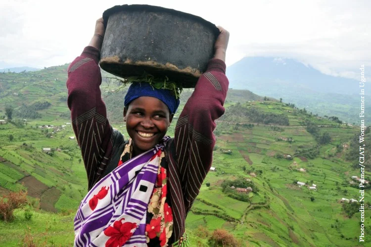 Woman-with-water-on-head.jpg
