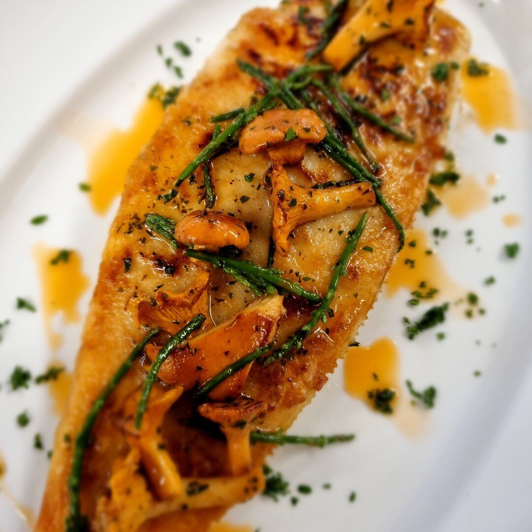 Lemon Sole, Local Girolles, Samphire, Lobster Oil and Parsley... landed, cooked and served in Scrabster.