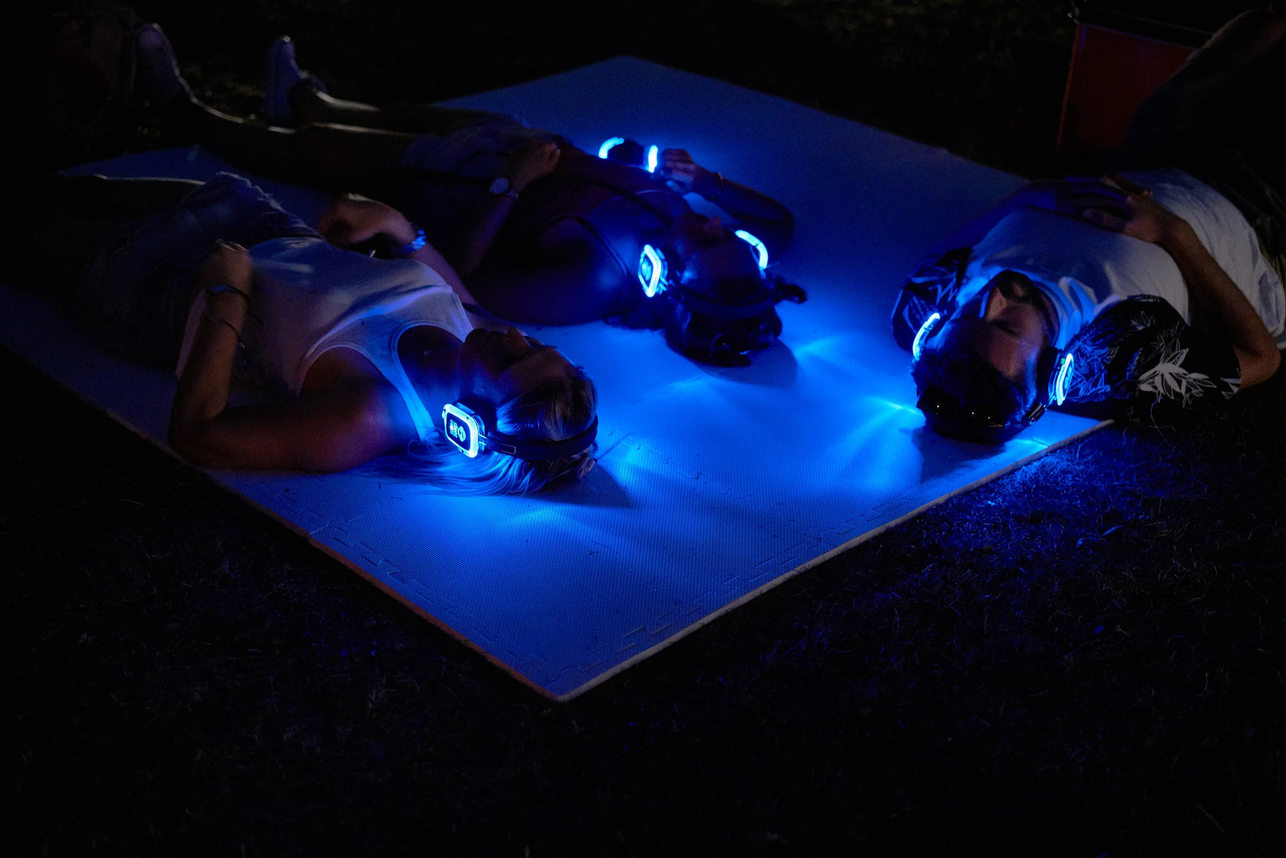 ArtNight18_InterauralContour_0631_Press.jpg