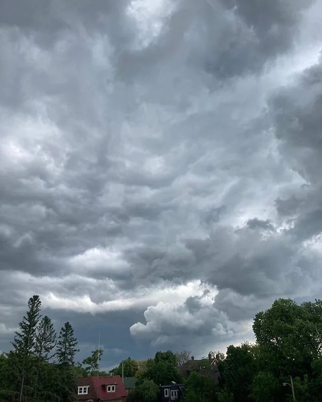 Clouds of May days 
Spotted and snapped by CloudFan&reg;️ and Cool Lady&trade;️ @_tracywan 
3:00pm May 29, 2020