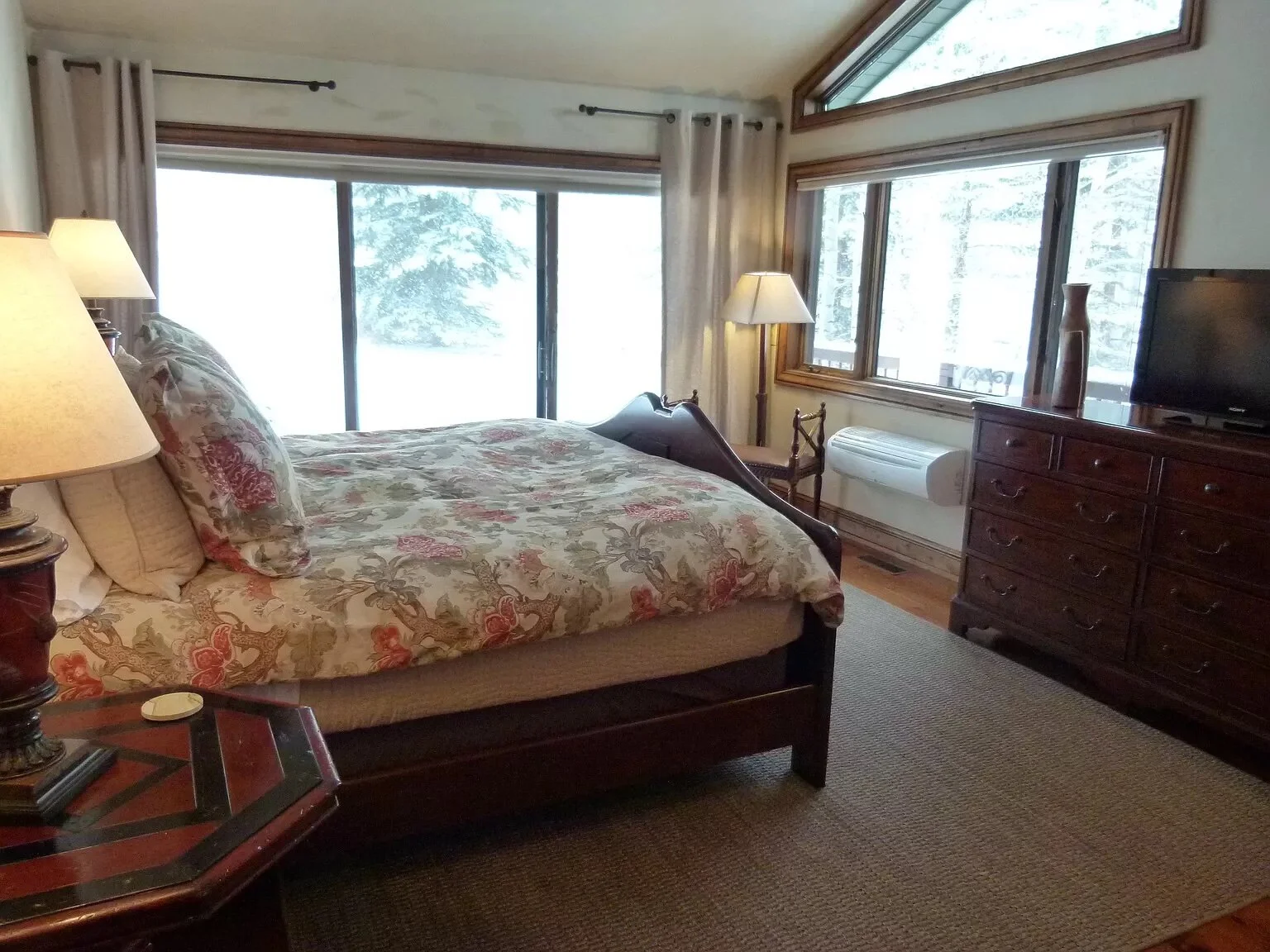 135 Baby Doe_zillow master bedroom.jpg
