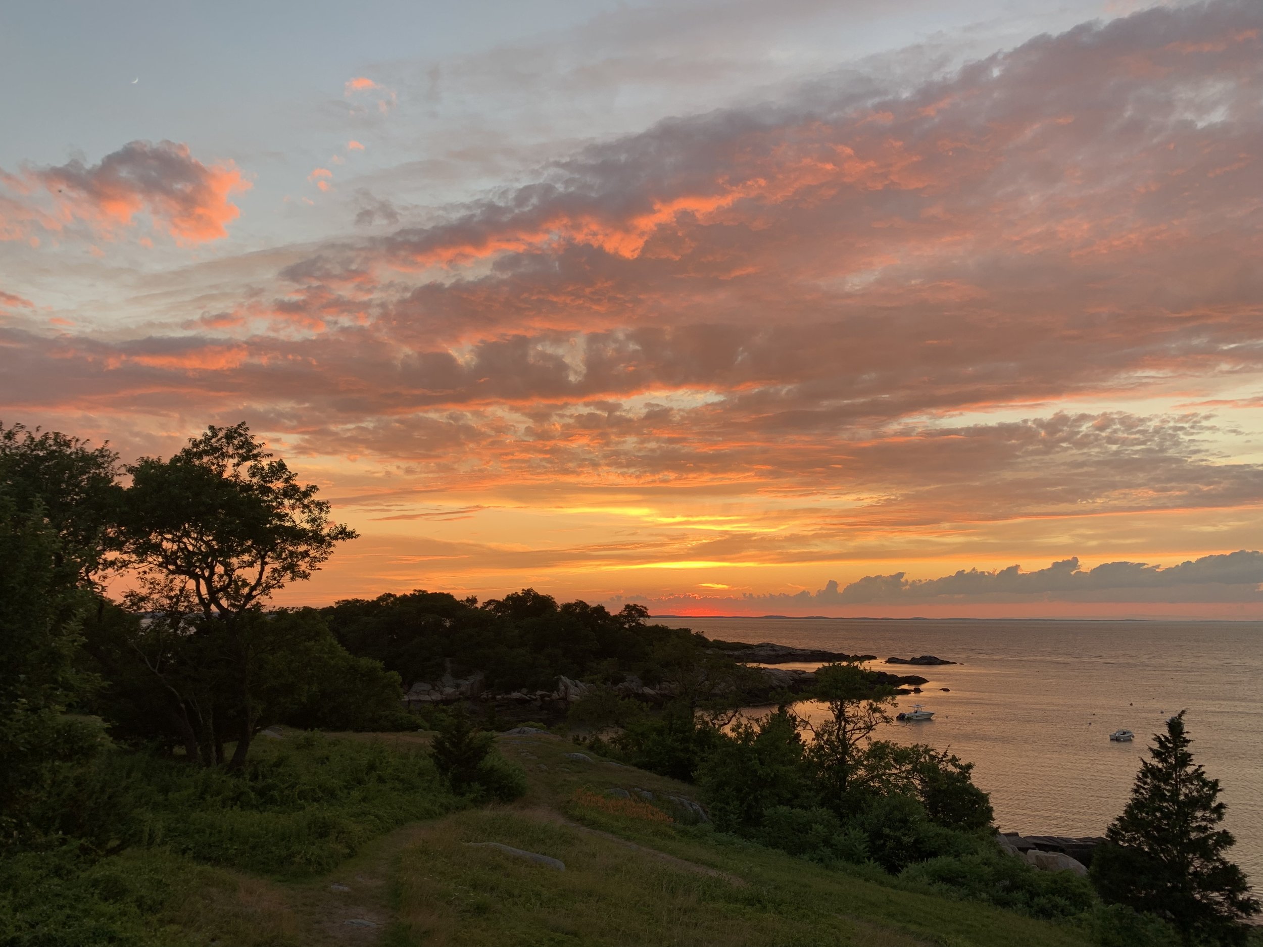  The house’s location, facing westward across Ipswich Bay and northward up the Gulf of Maine into the distance, makes for extraordinary sunsets and cloud-watching. 