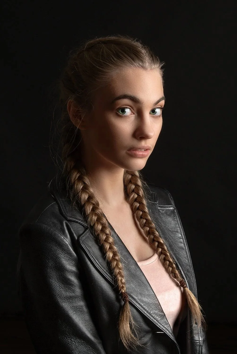 Girl Without a Pearl Earring