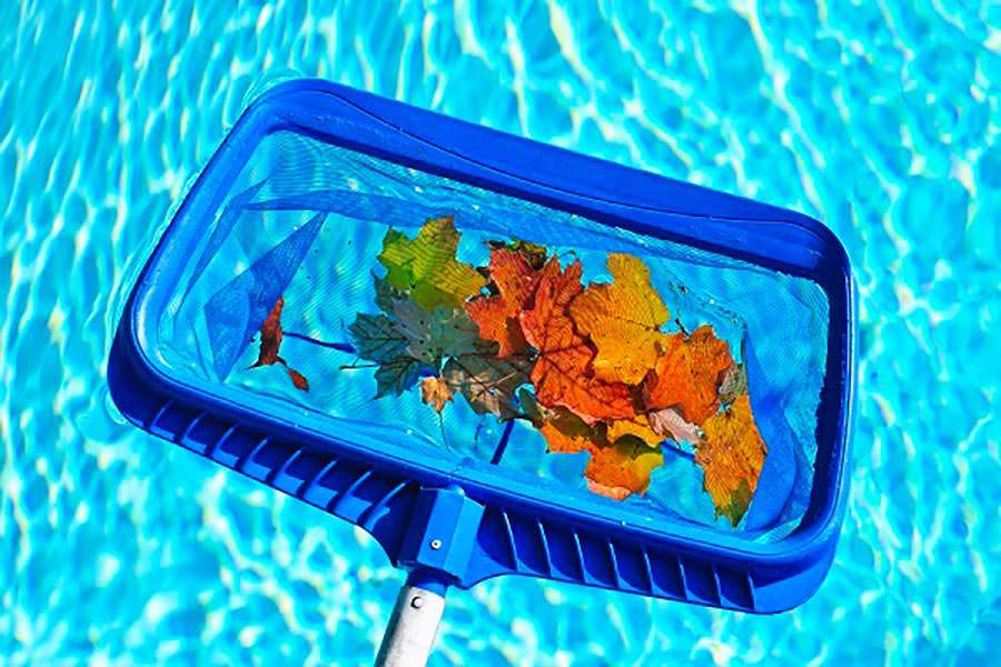 Fall-Swimming-Pool-Maintenance.jpg