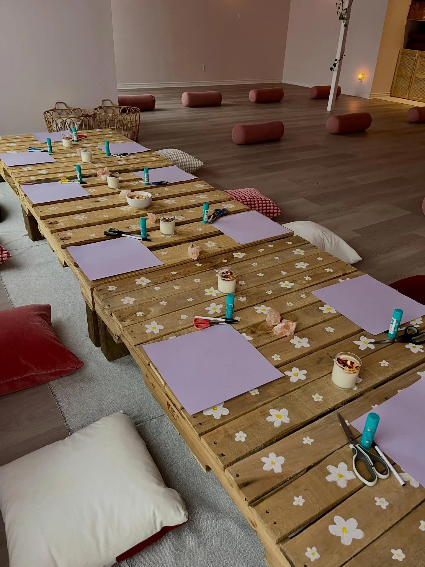 Another beautiful mini retreat with a lovely group of ladies ✨🩷

Thank you for joining us at Veda + Salt! Our combined retreats are one of my favourite offerings. 

Until next time!