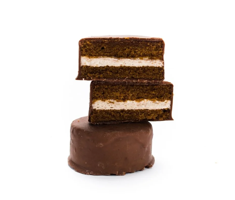 French Toast Eat your dessert for breakfast. Or your breakfast for dessert. If you like your sweets early this milk-chocolate-dipped, cinnamon-cream-filled maple cake is the one perfect for you. Inspired and made in collaboration with our friends @BrooklynMamas!