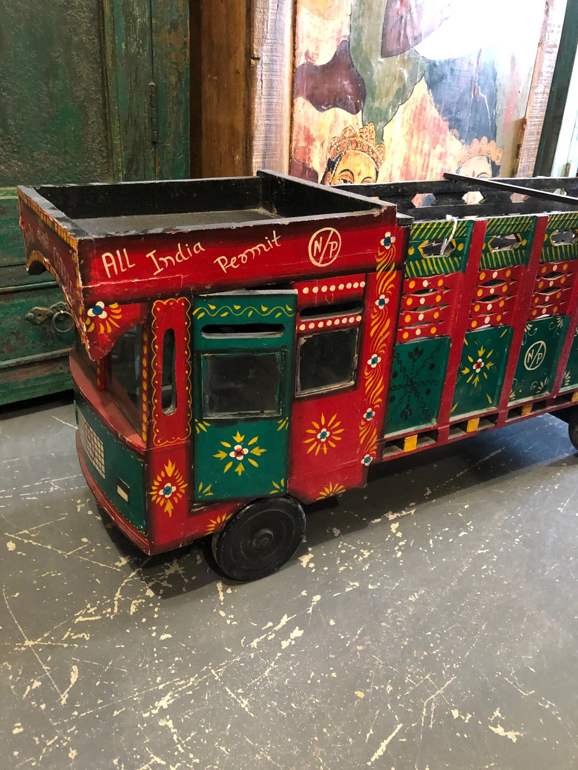 5CFDD17D-686B-4C9D-8F7A-63C8BC6ECA5A