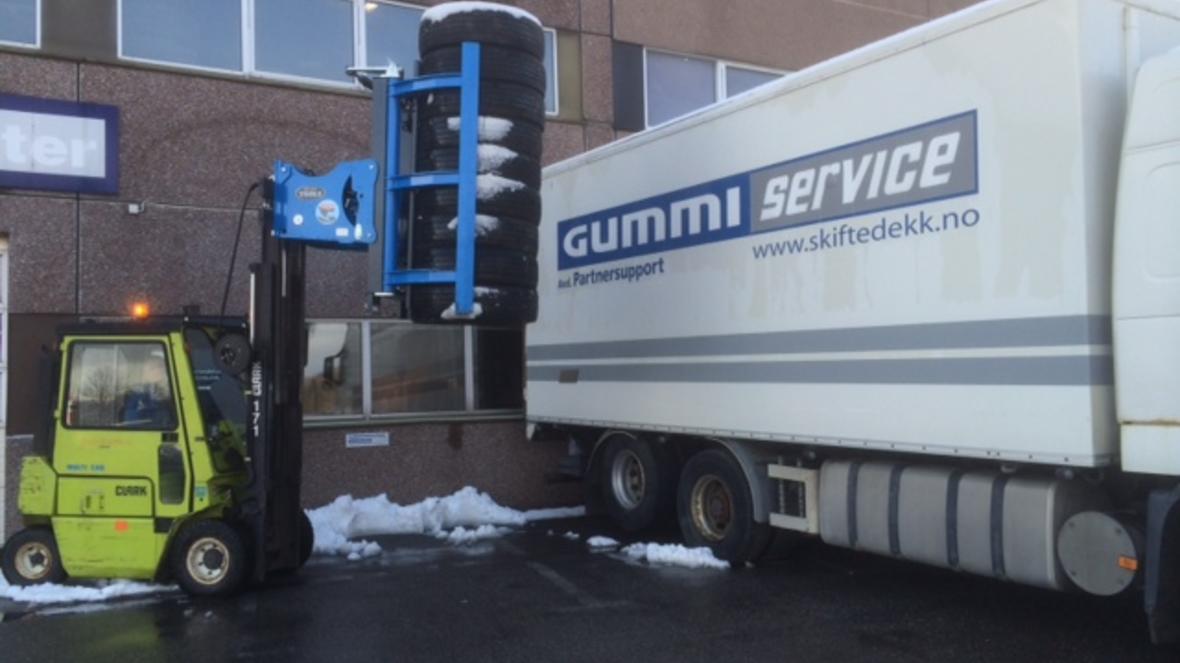 Easy Stacker 1200 trouxe uma grande economia para a Gummiservice AS, Larvik, Noruega