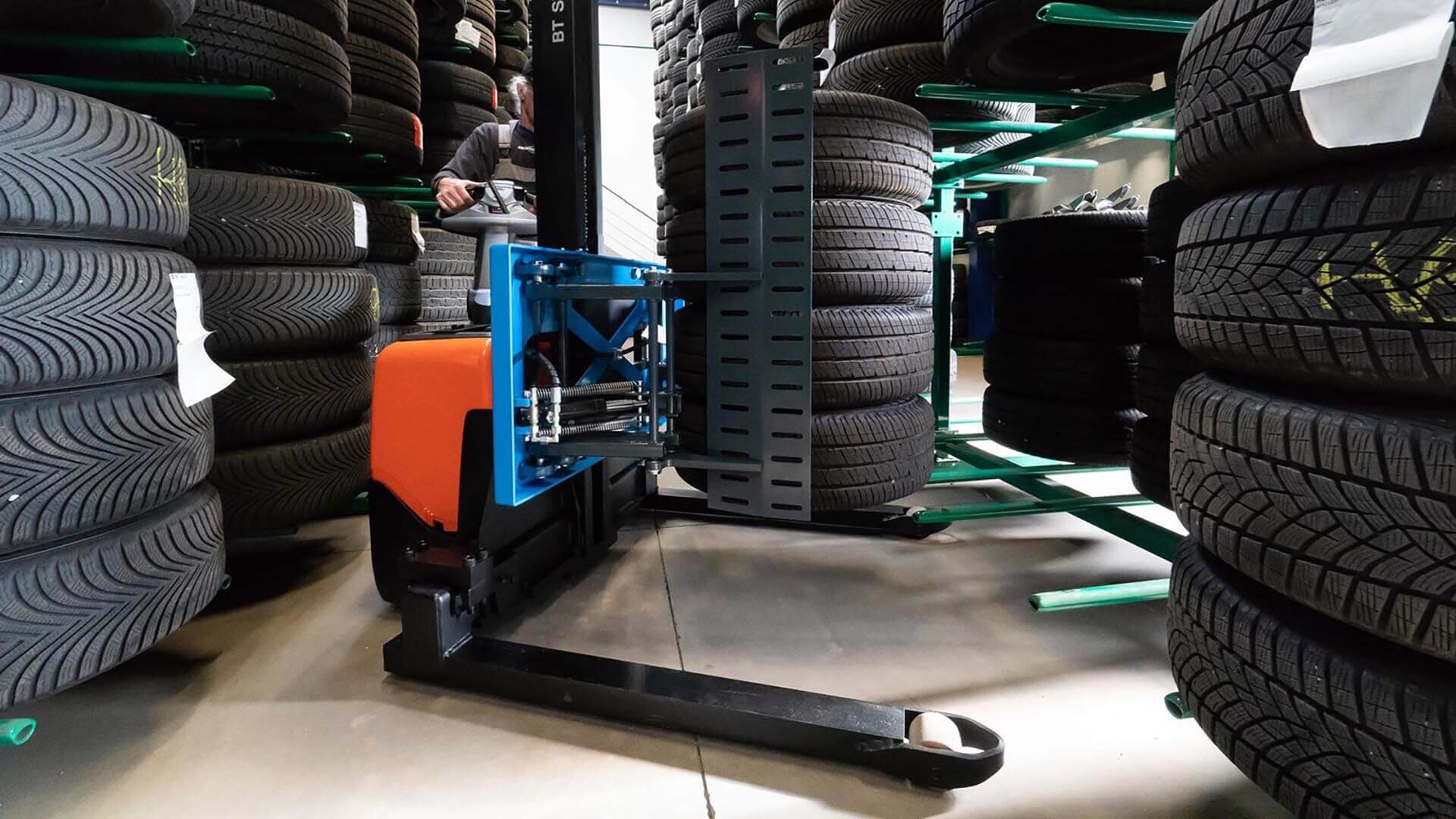 Easy Stacker 800 handles a stack car tyres