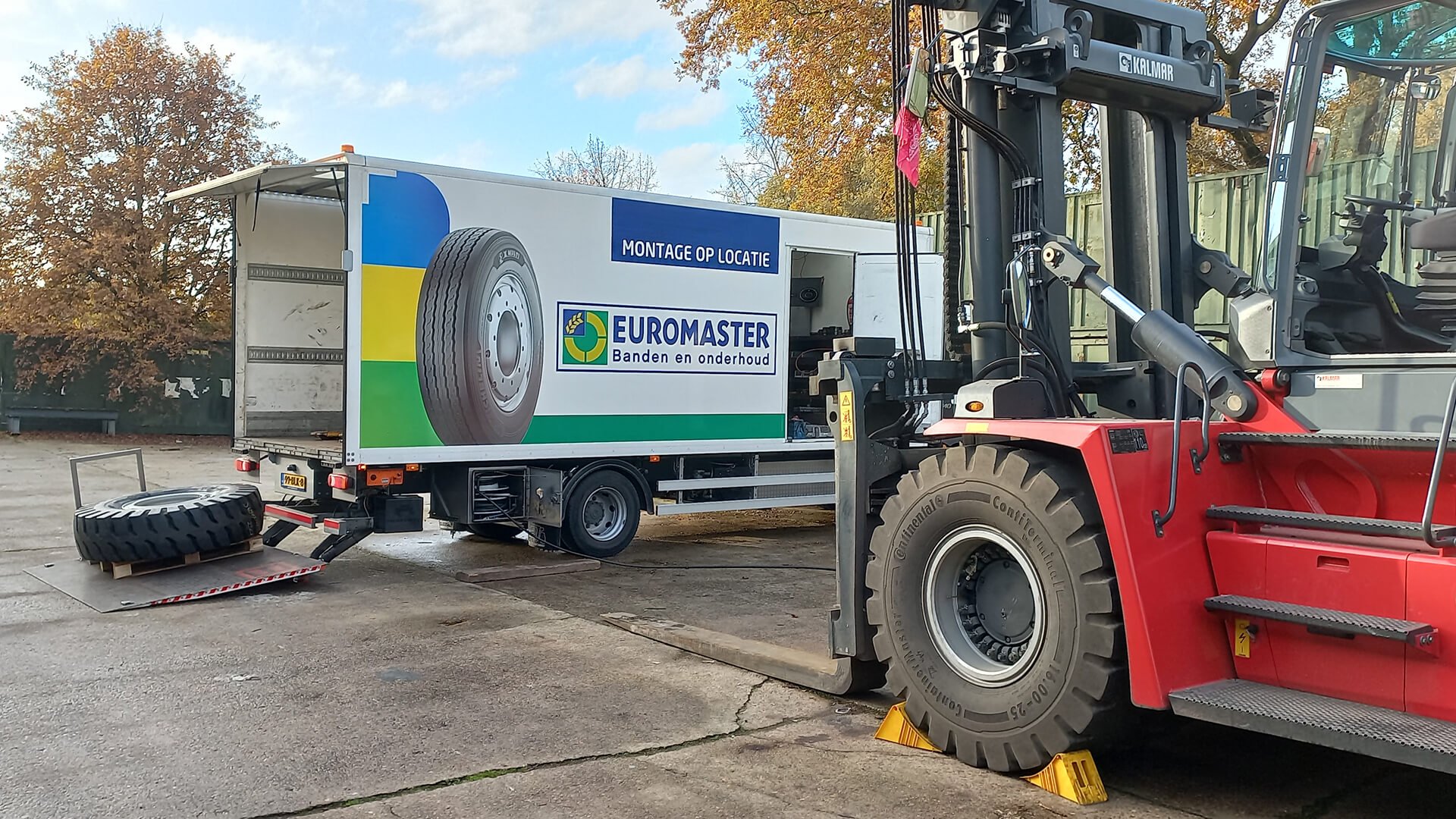 Euromaster Netherlands - commitment to safety using an Easy Gripper 2160