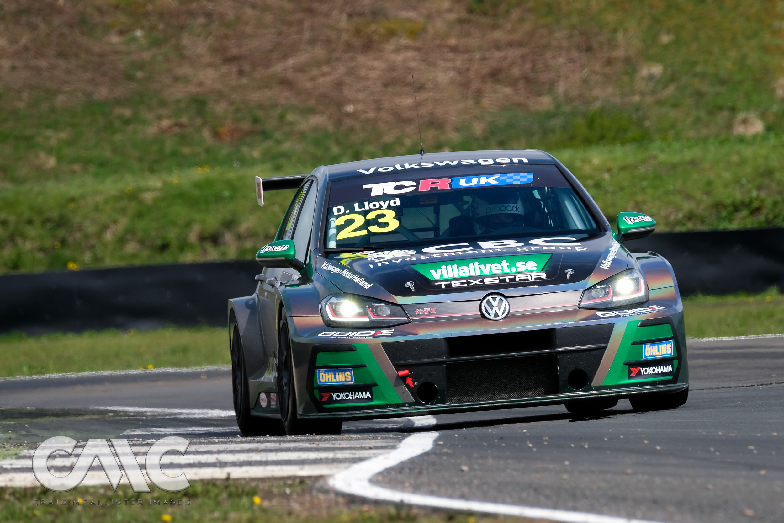 CMC_TCR_UK_Round_2_Knockhill_11MAY18_CM6937.jpg
