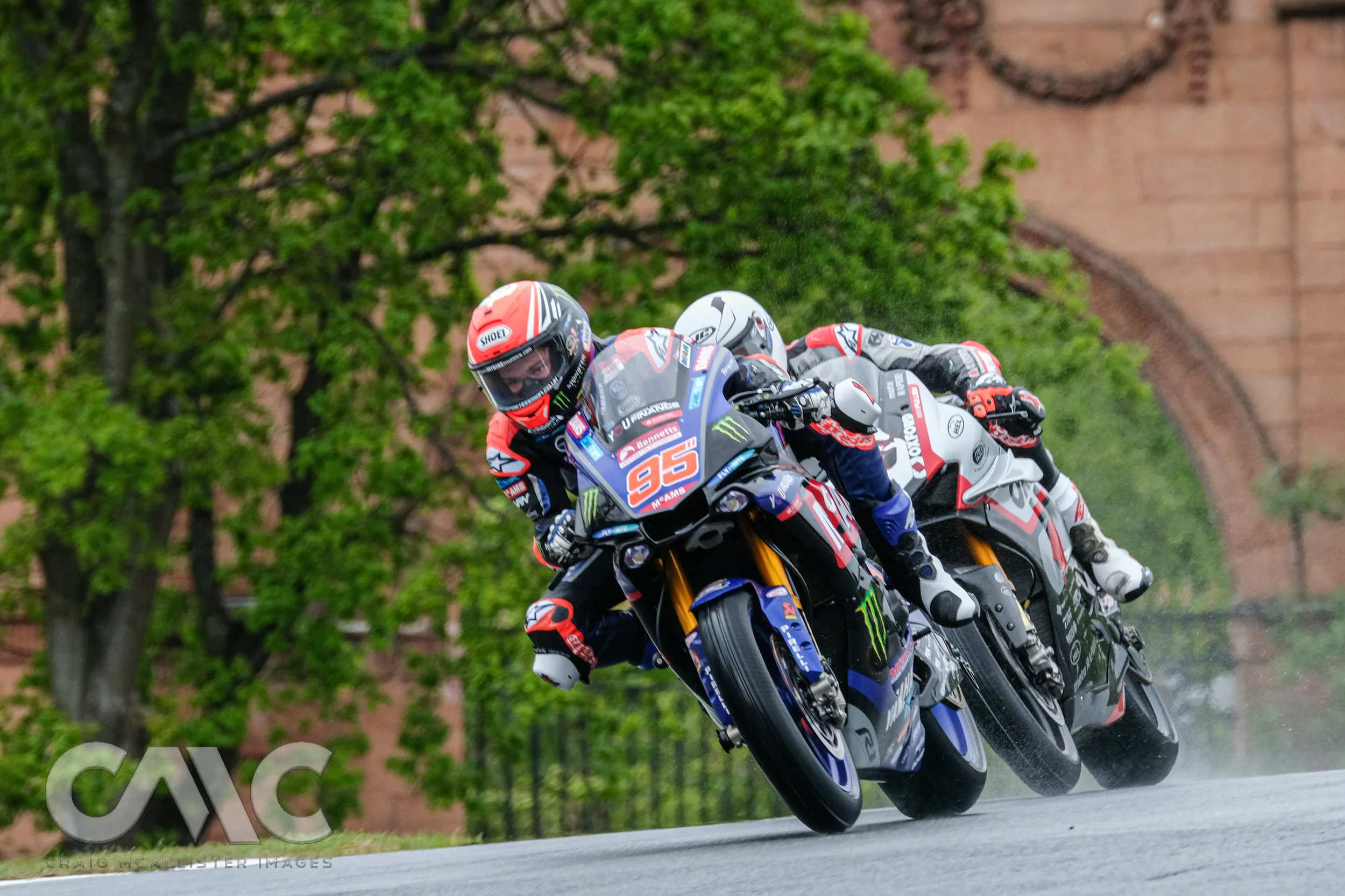 2019_BSB_Round2_Oulton_Park_CMC19777.jpg