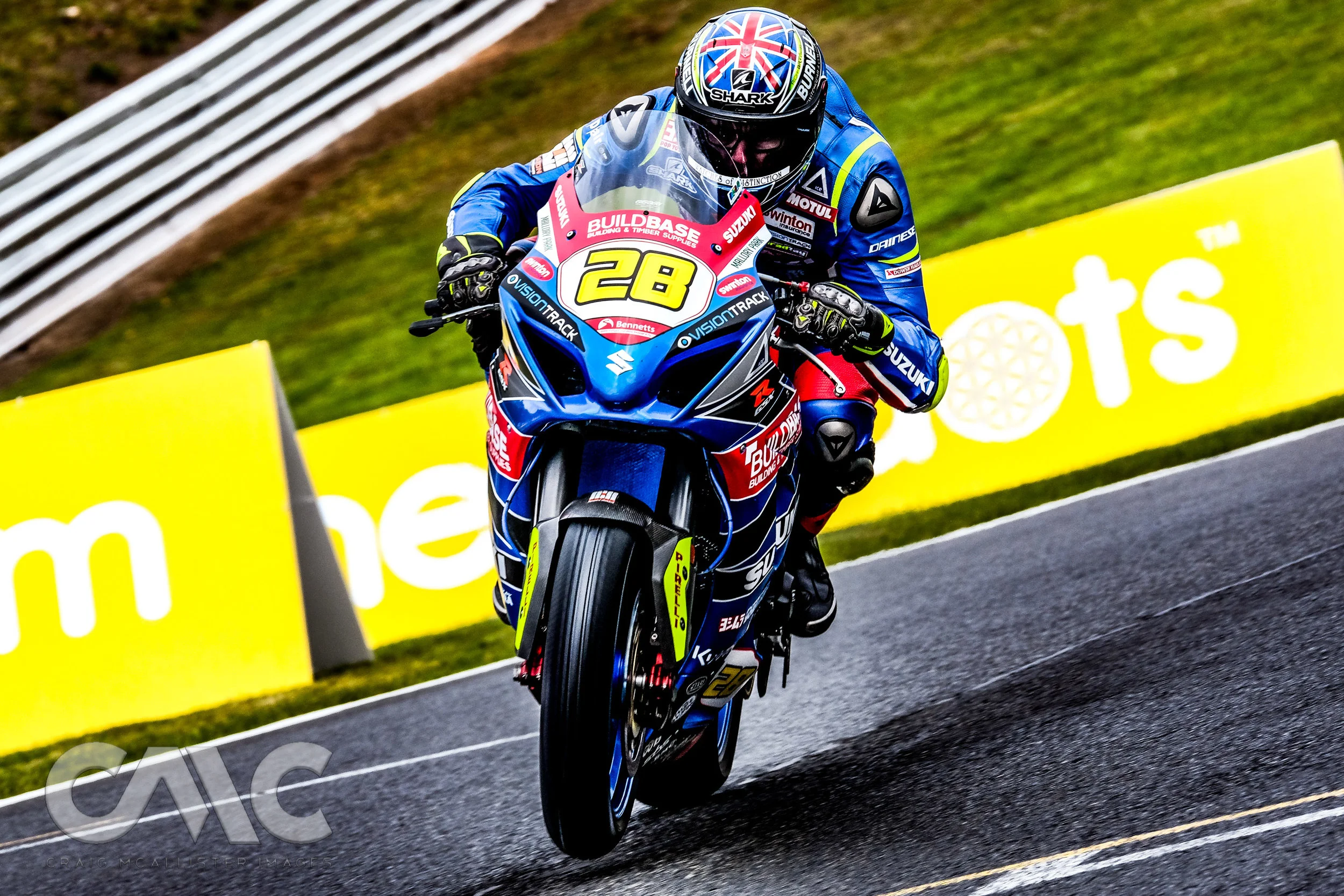 2019_BSB_Round2_Oulton_Park_CMC20018.jpg