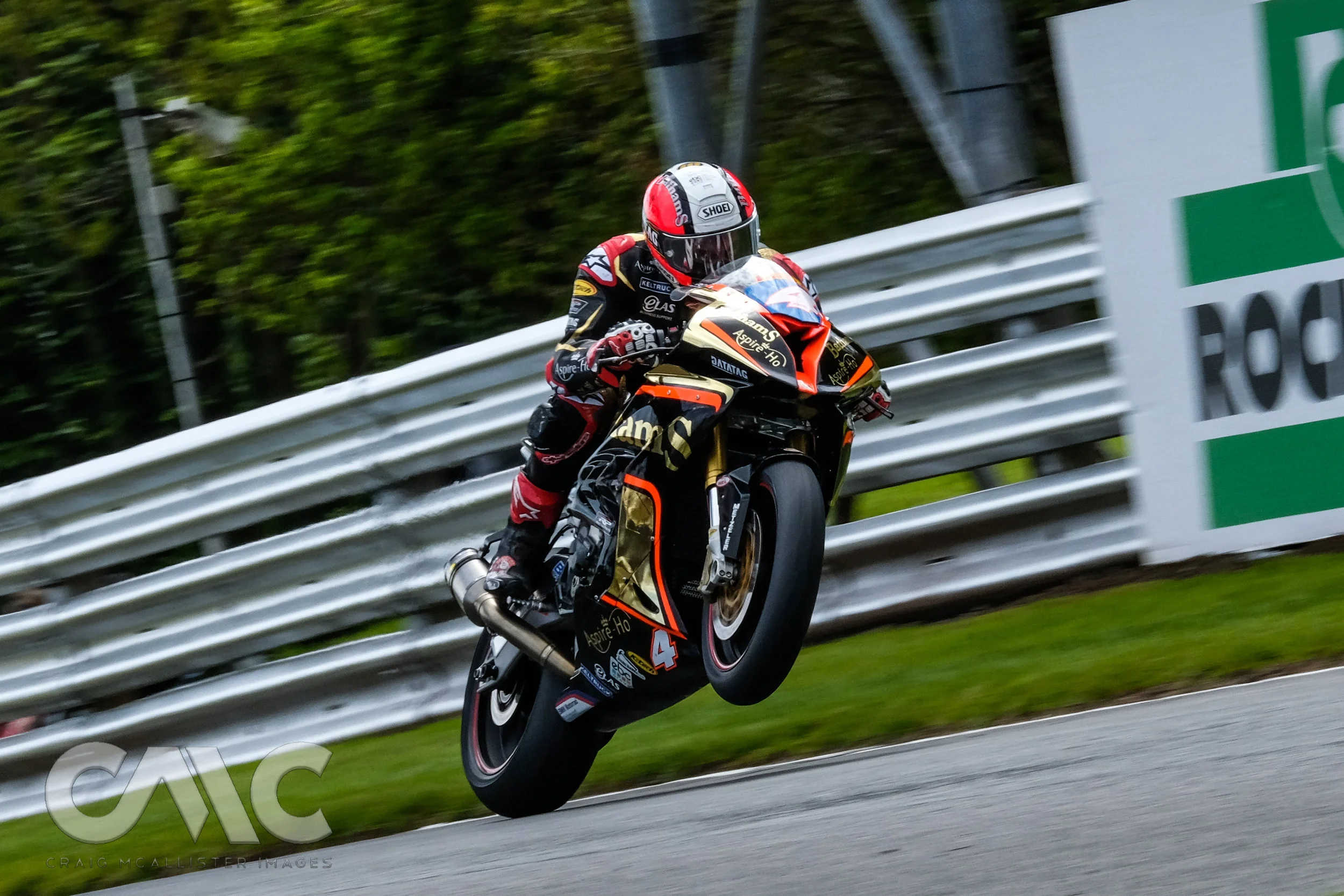 2019_BSB_Round2_Oulton_Park_CMC21287.jpg