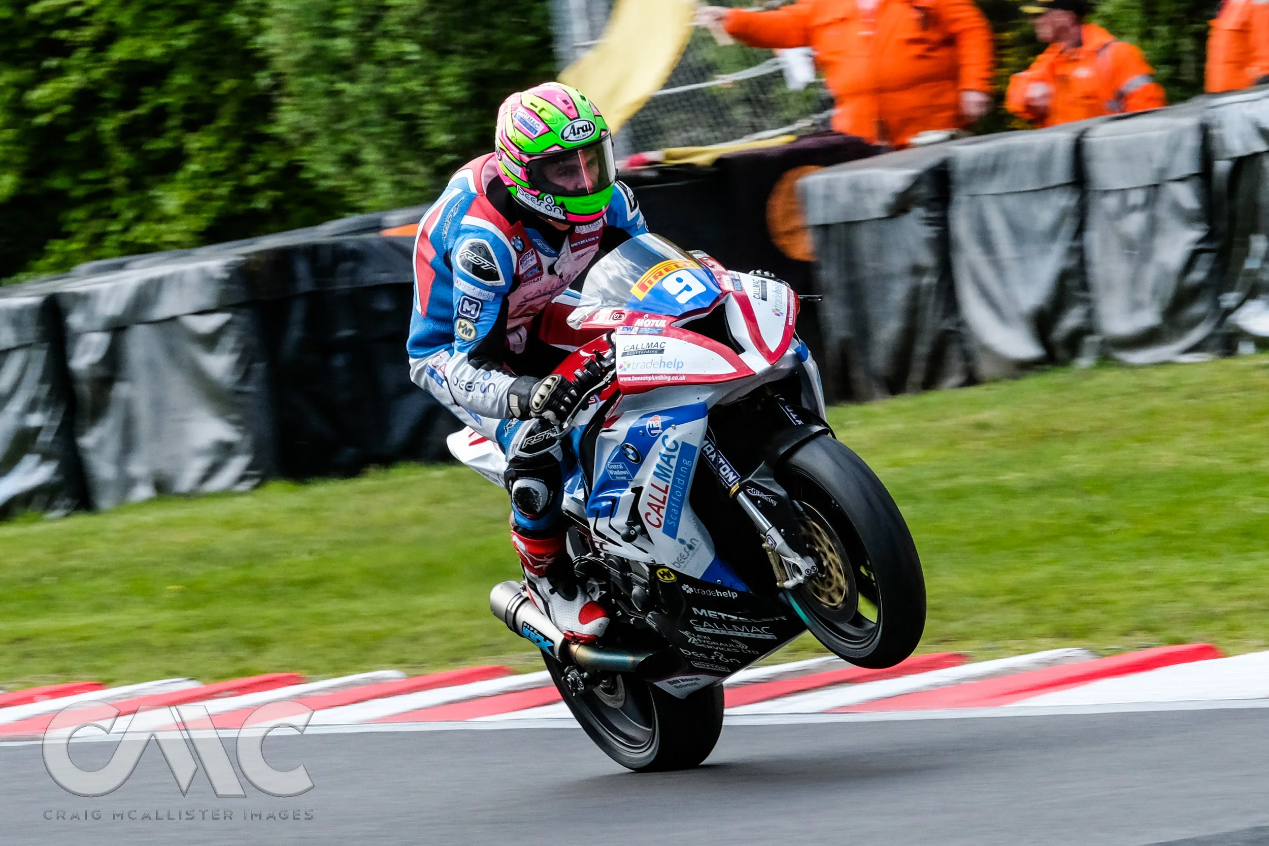2019_BSB_Round2_Oulton_Park_CMC21698.jpg