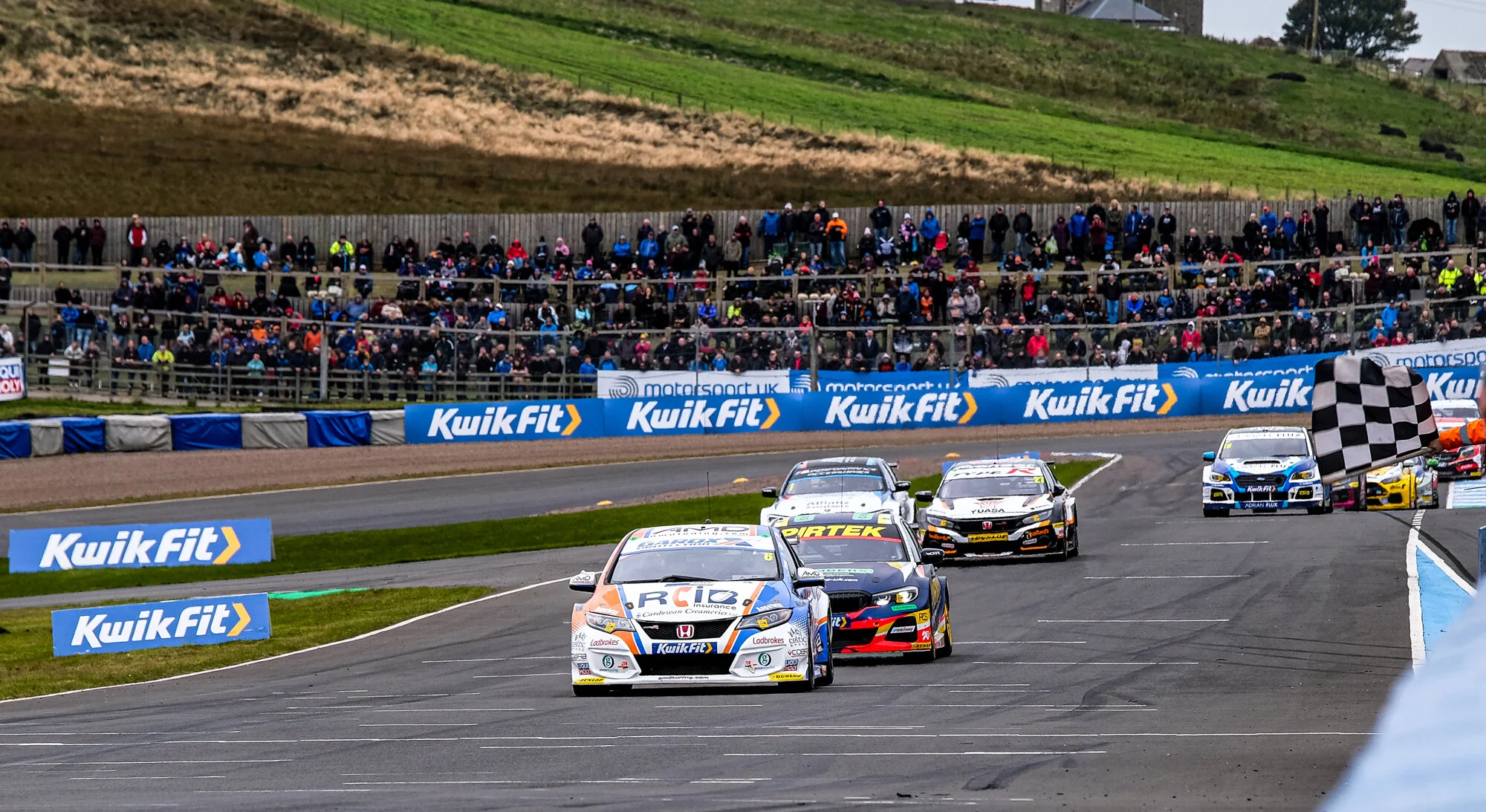 CMC_BTCC_Race1_40-15017323.jpg