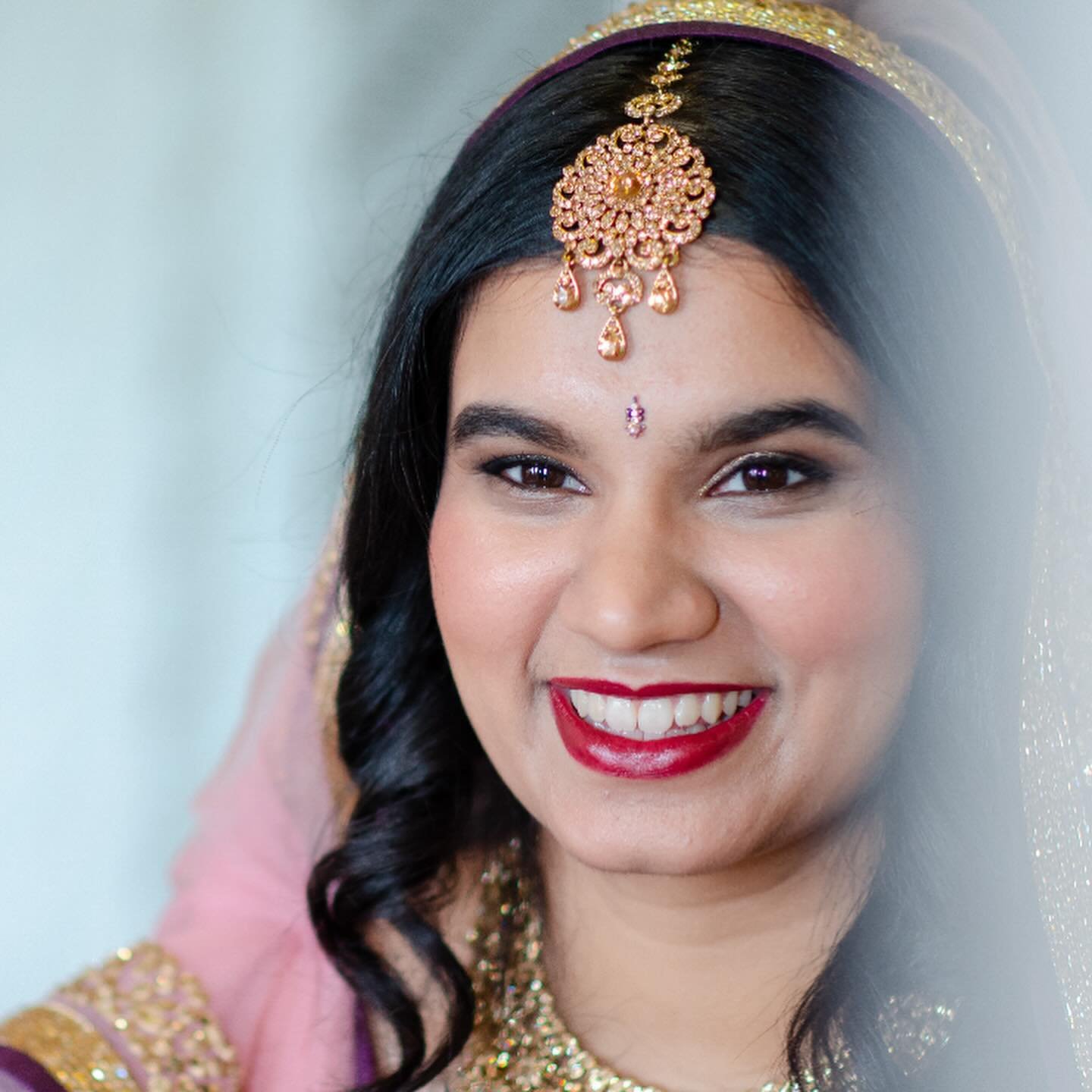 Shreena ✨

.
.
.
#asianbride #indianbridalmakeup #bridal #modernbride #modernbride #weddingmakeupartist #weddinghmua #bridalhmua #bridalmakeup #bridalhair