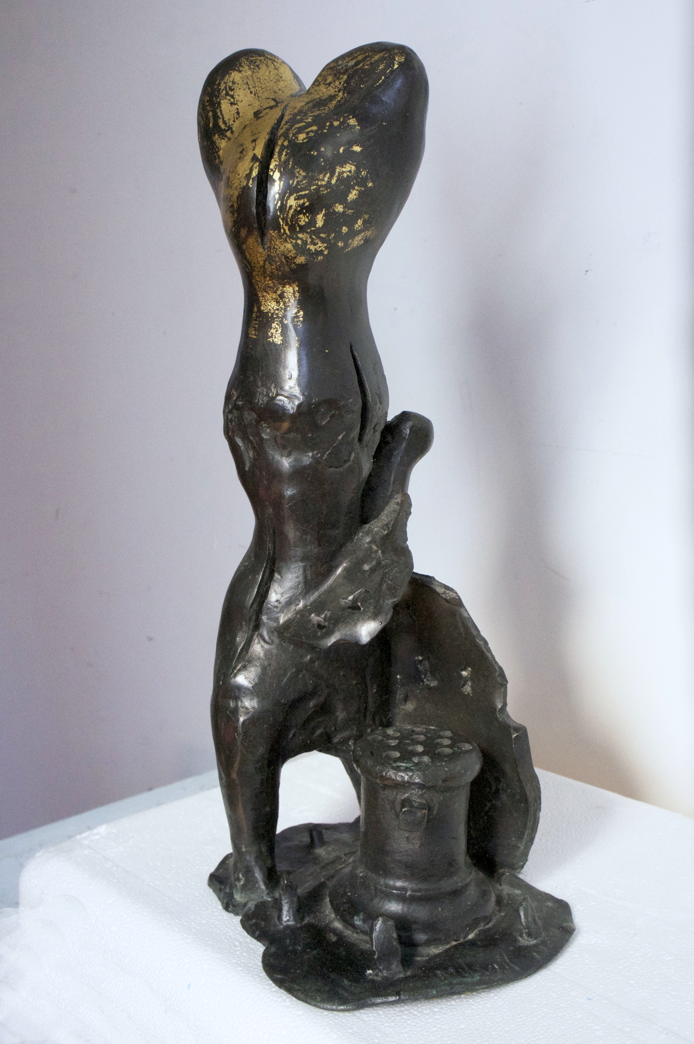 MARCHING FIGURE