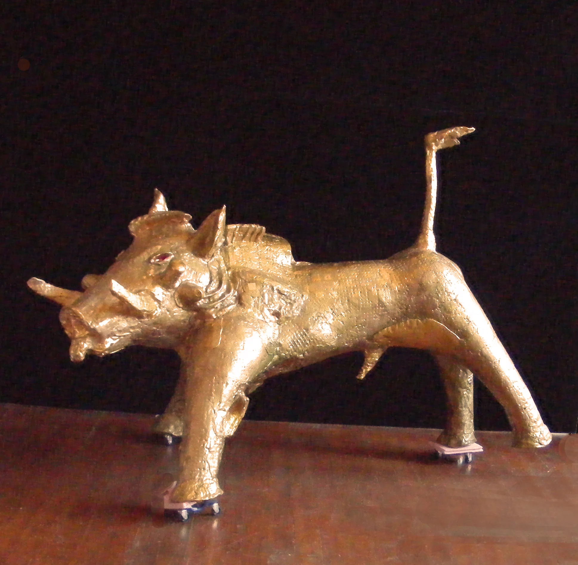 THE GOLDEN WARTHOG