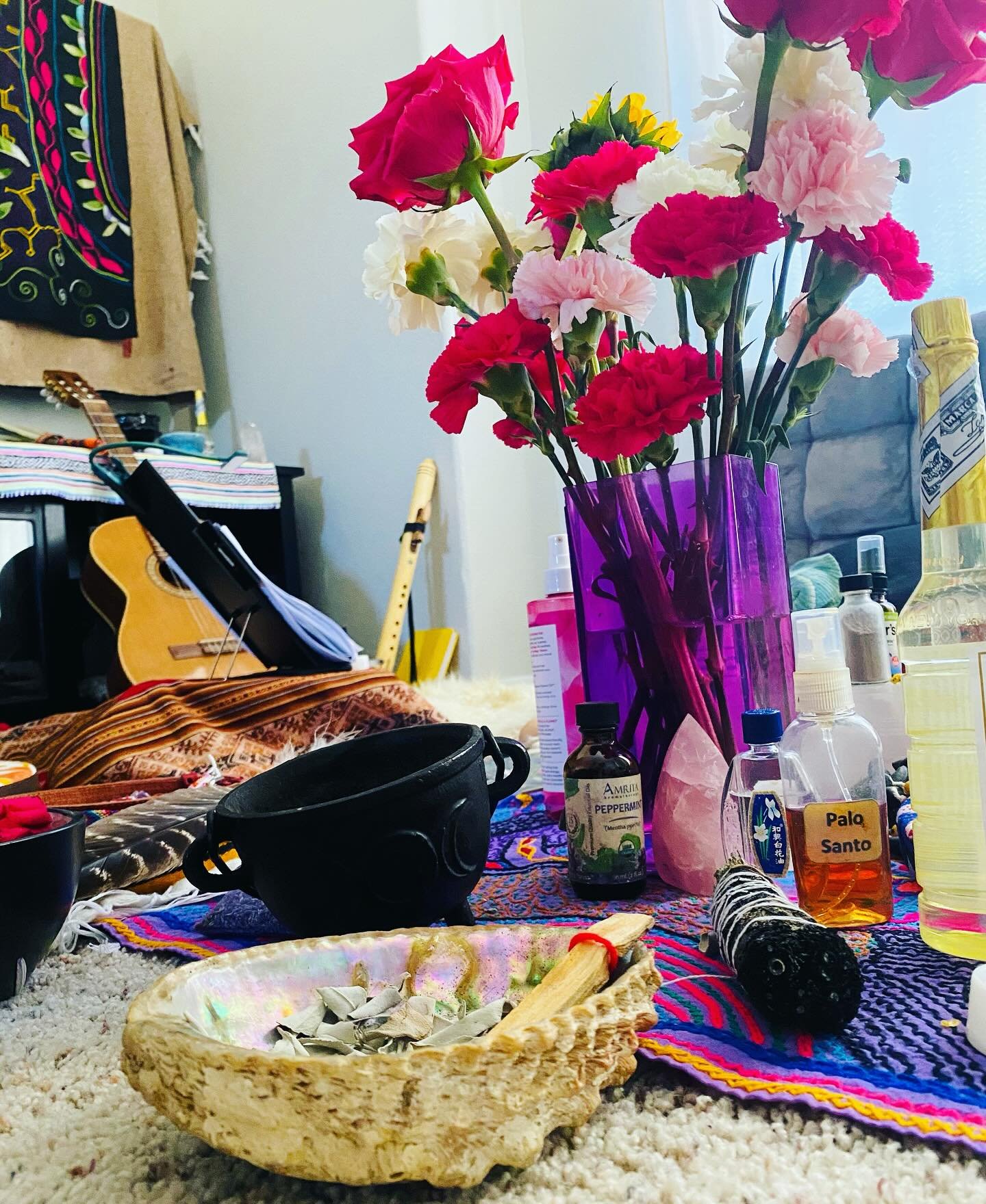 Retreat last day! 

 Sitting with medicine, drums, meditation, prayer, joy, and amazing women is what we need to heal this planet, and heal us all. 

May you see and feel Spirit on every single cell that beats on earth, and may you be the protector o