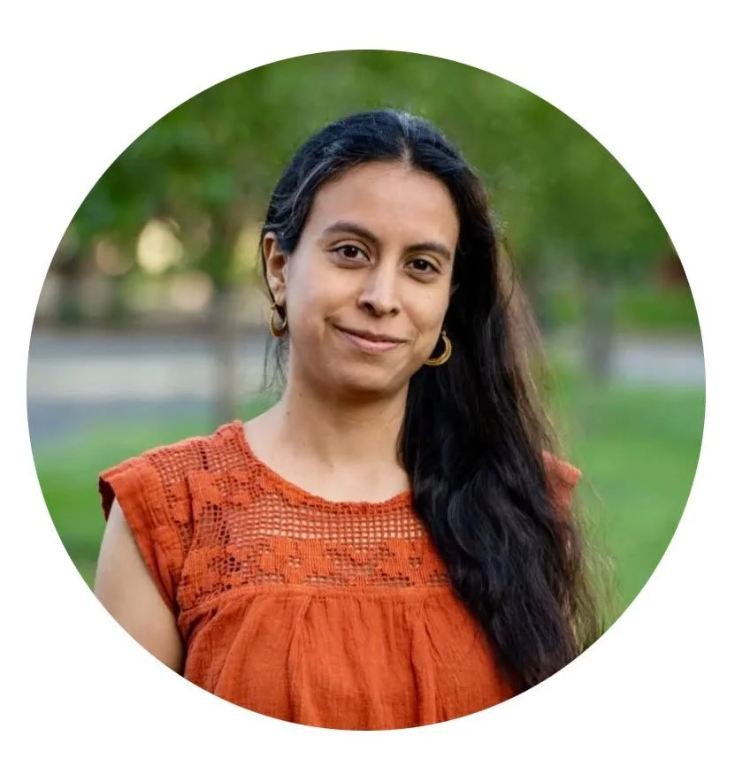 Meet our Community Collaborators-people we just love-Social Friday!
Sylvia Gonzalez (she/them/ella)
(Chicago/ Bilingüe-Español)
Doctor of East Asian Medicine. Acupuncture, herbal medicine, body work, food therapy, and lifestyle recommen