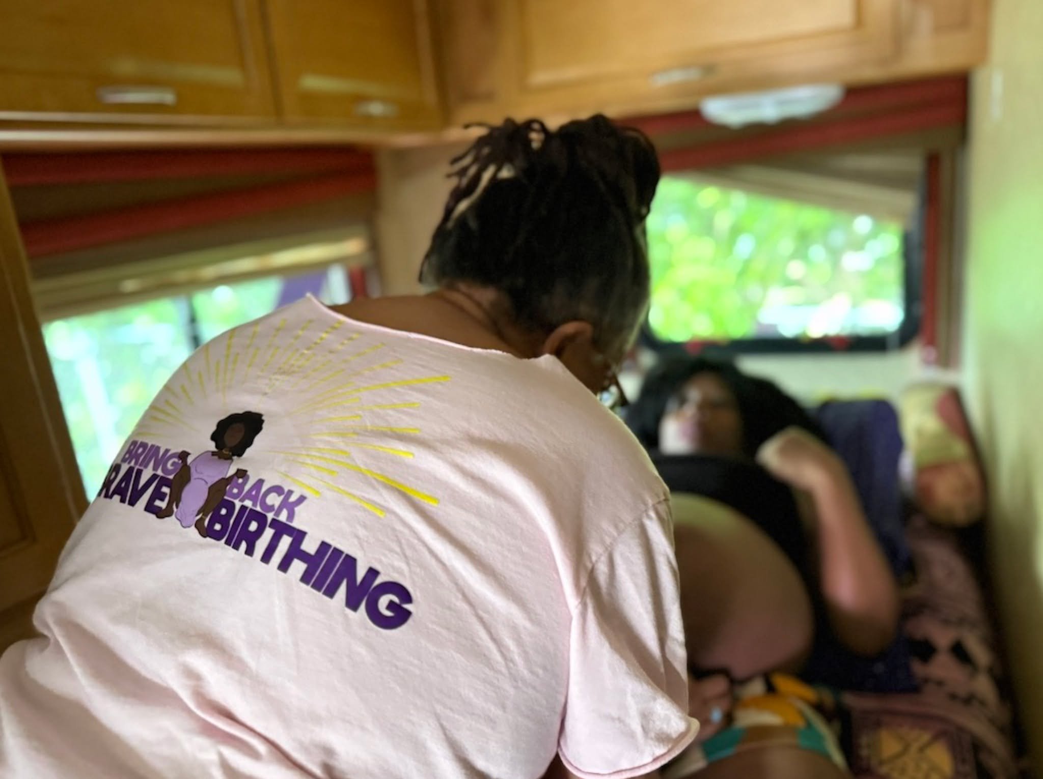 Celebrating Innovative Reproductive Care in the Midwest 

We loved seeing this article highlighting how mobile midwifery clinics are expanding access to reproductive healthcare by meeting patients where they are. These models bring care directly into