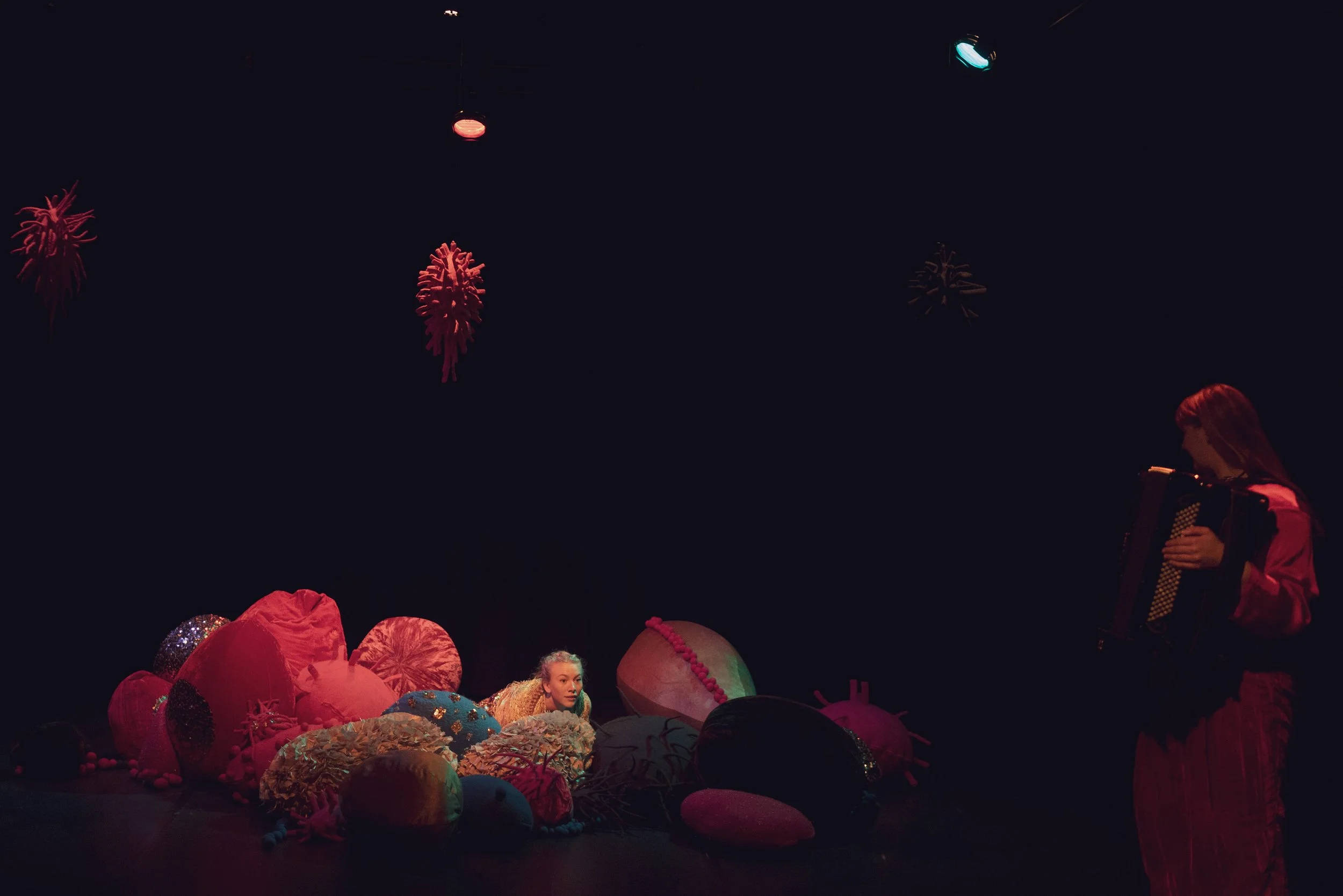 dybwikdans til England i november