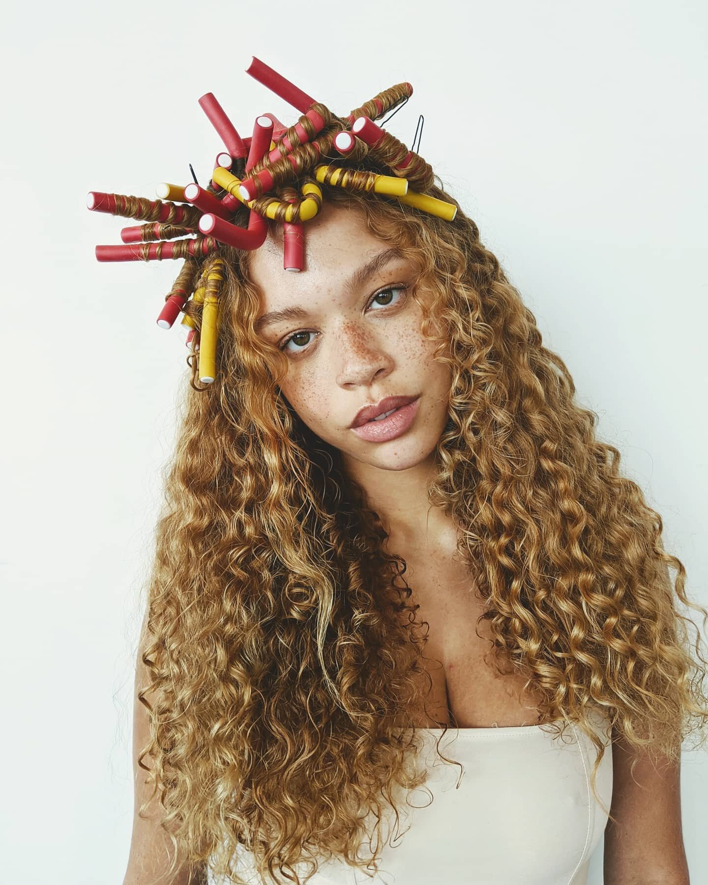 Flexi crown for this queen @samvrielink
Curly daze 
#curls #bts #flexirods