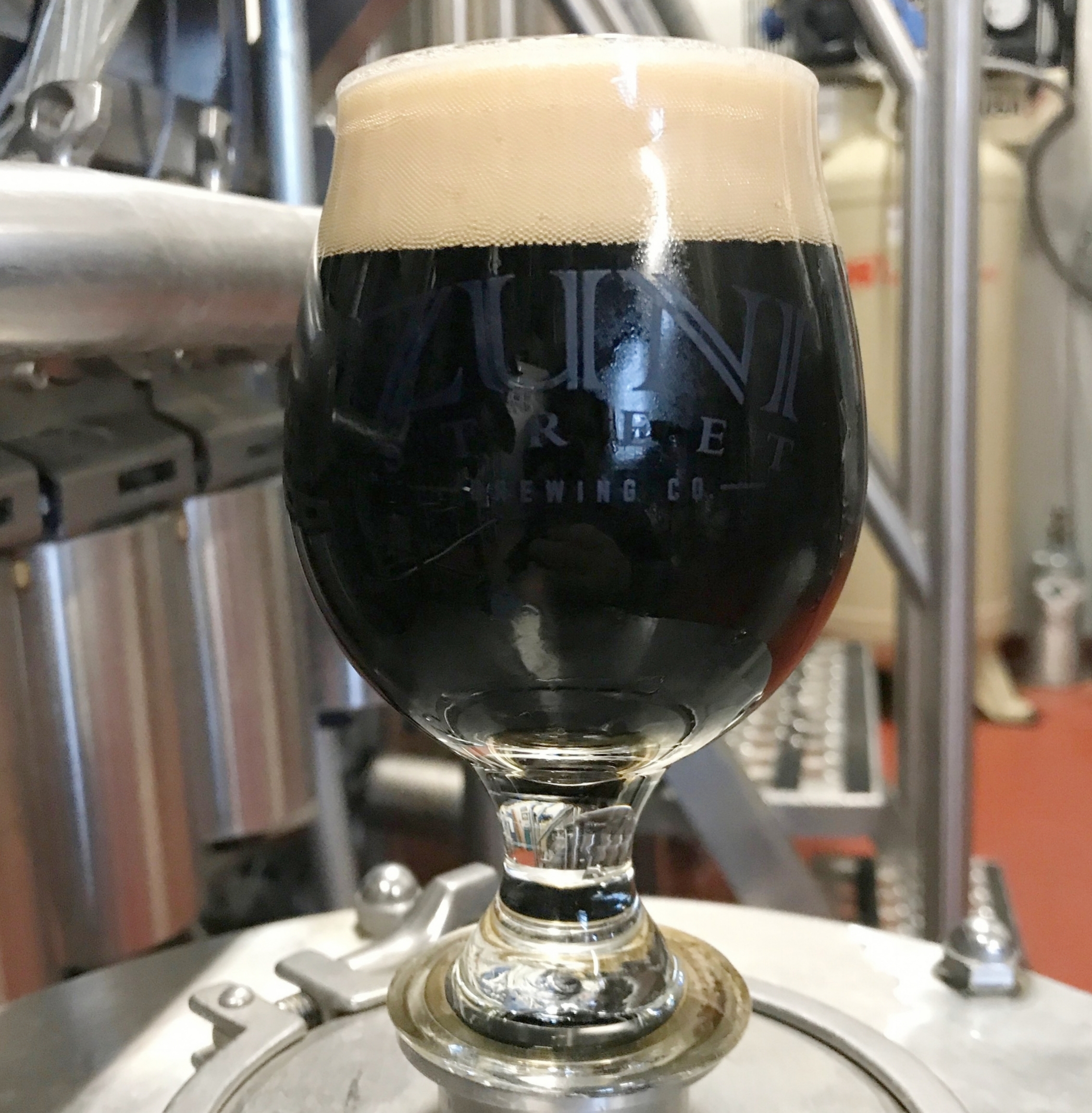 SOLD OUT! BOURBON BARREL PORTLY PORTER. ABV: 5.4% IBU: 14 Our English Porter, aged in a bourbon barrel.