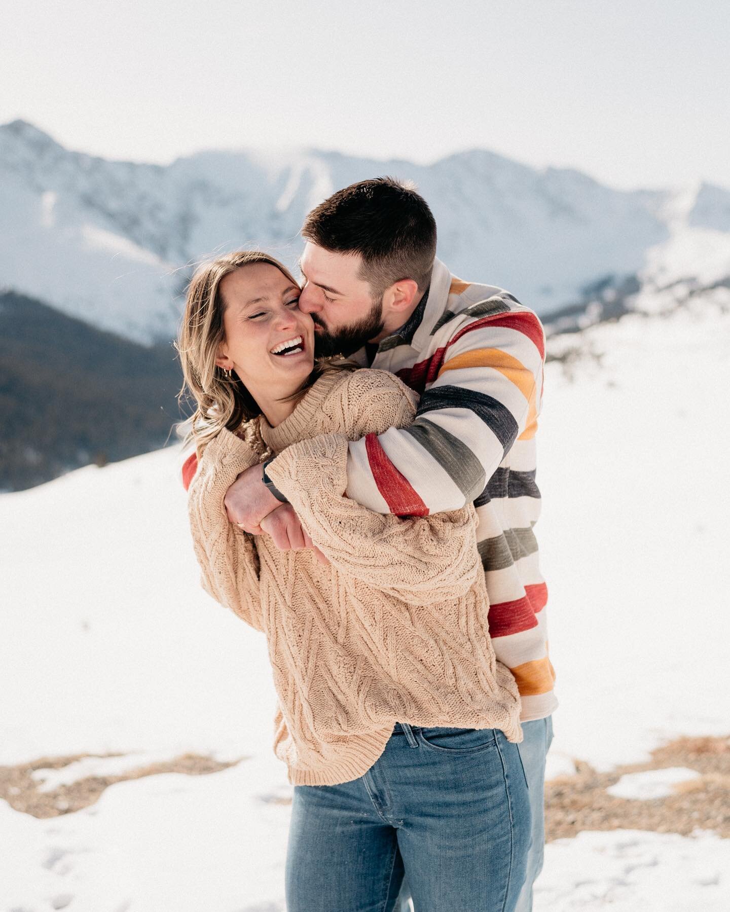 It was so fun reconnecting with Jake and Larkin after shooting their wedding last year. Once they told me they were moving to Colorado, I knew our paths would cross again. I&rsquo;m so glad this time I got to meet their golden retriever Stetson! 
#co