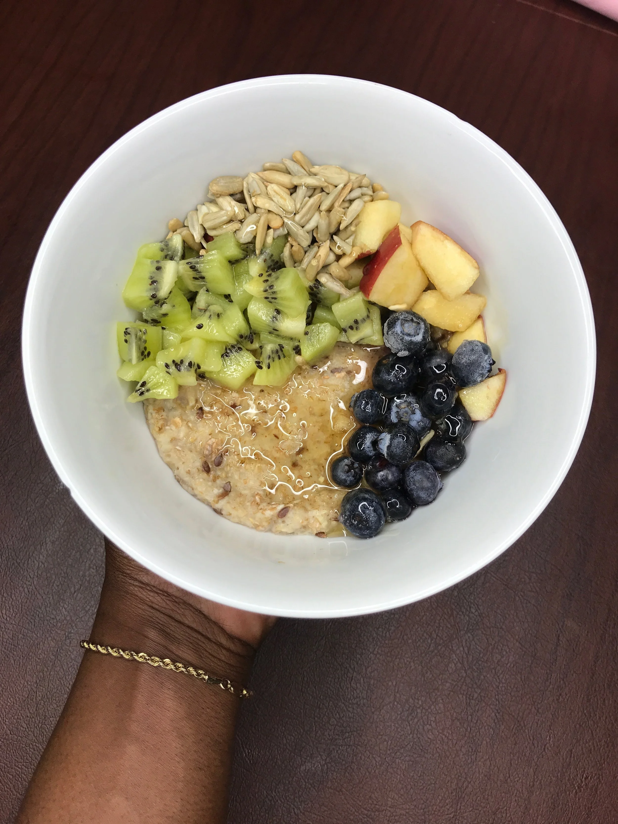 loaded-fruit-oatmeal-well-with-brielle-wellness.jpg