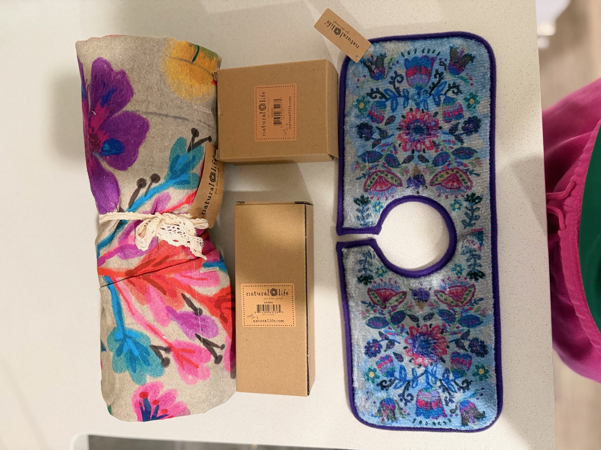 Colorful Natural Life blanket, mat and boxes