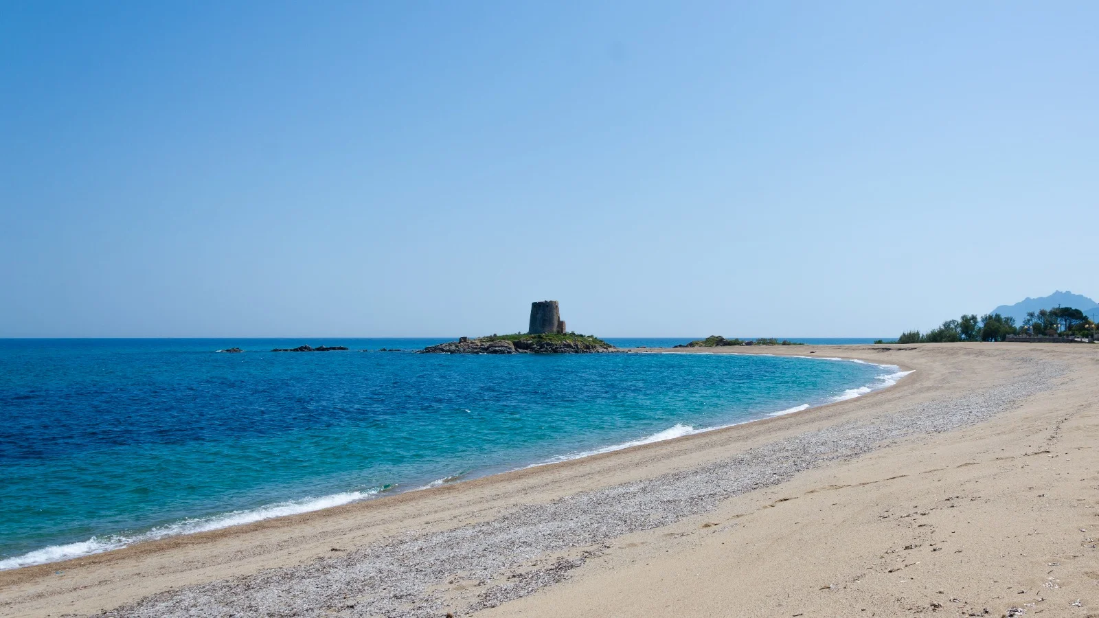 spiaggia torre di bari.jpeg